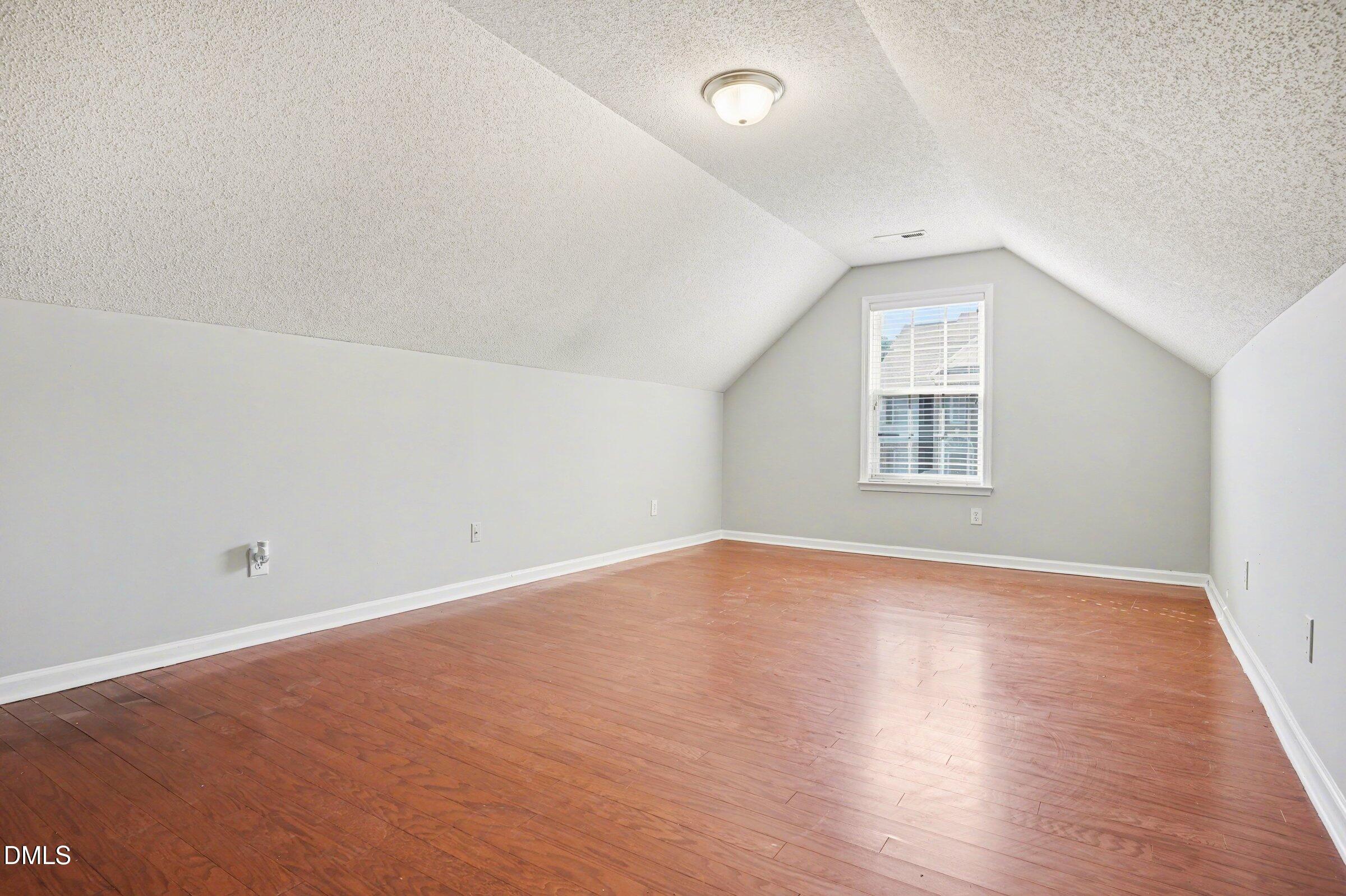 5017 Casland Drive Property Photo 24