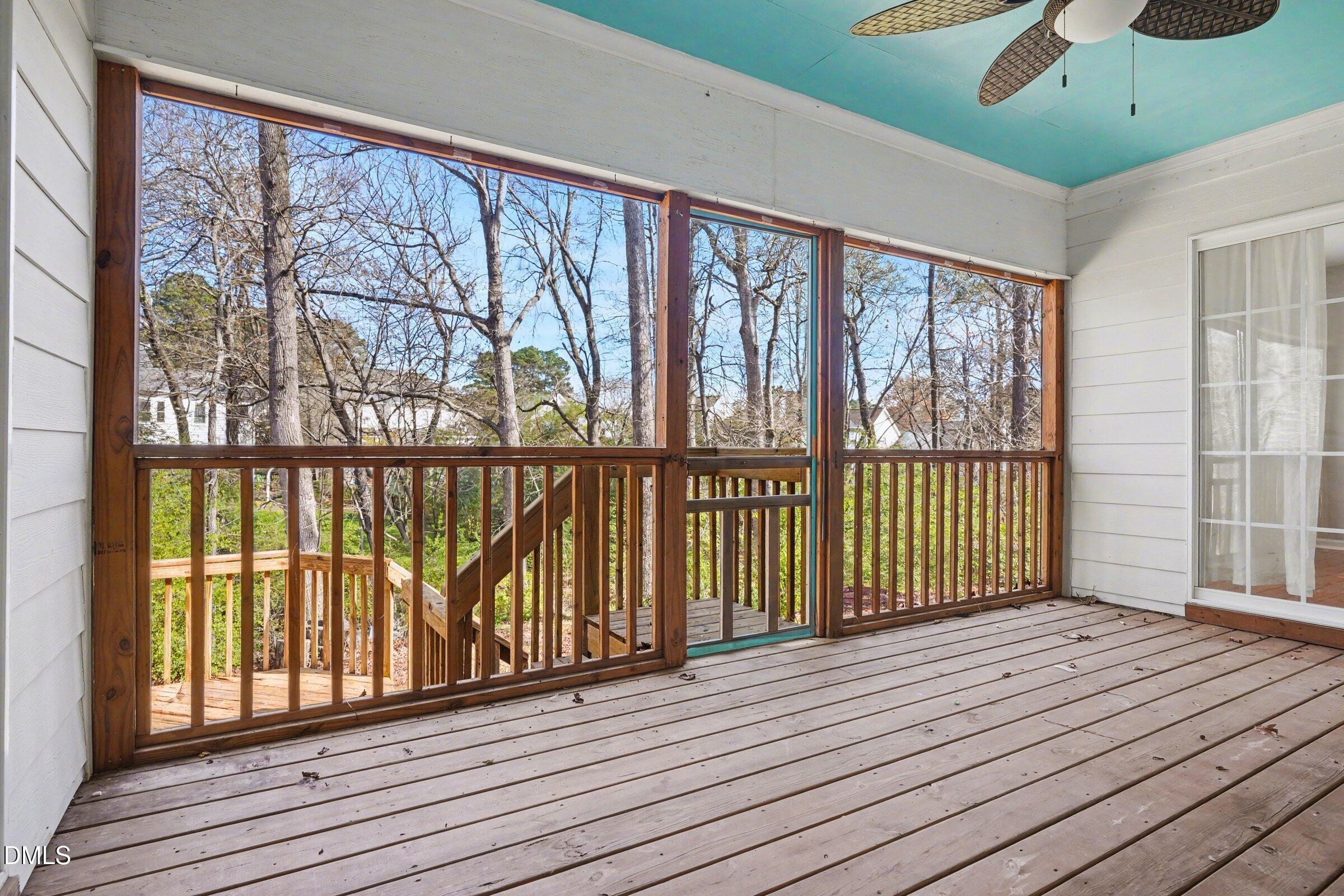 5017 Casland Drive Property Photo 32