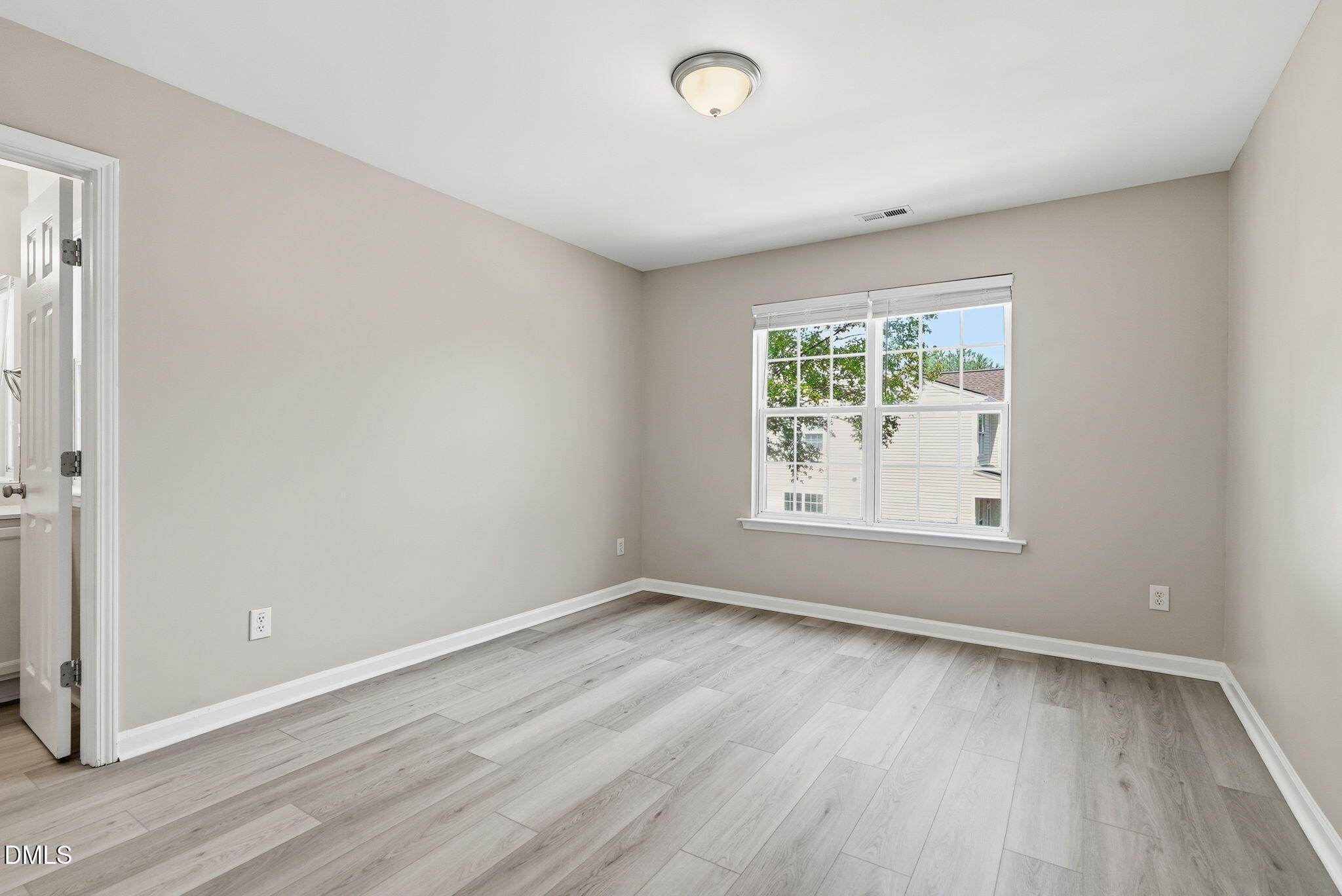 8251 Martello Lane Property Photo 30
