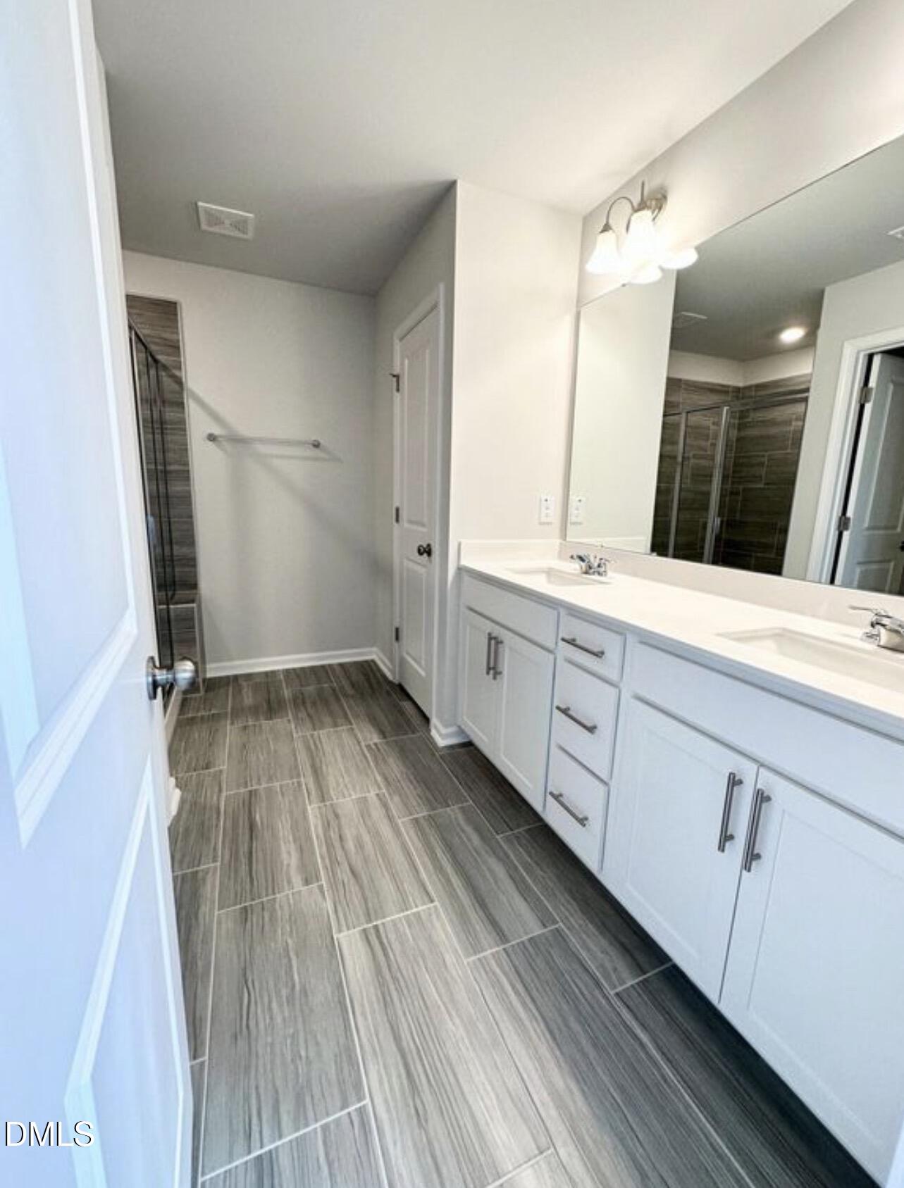 108 Jade Creek Drive Property Photo 22