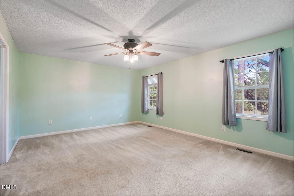 299 Park Lane Property Photo 20