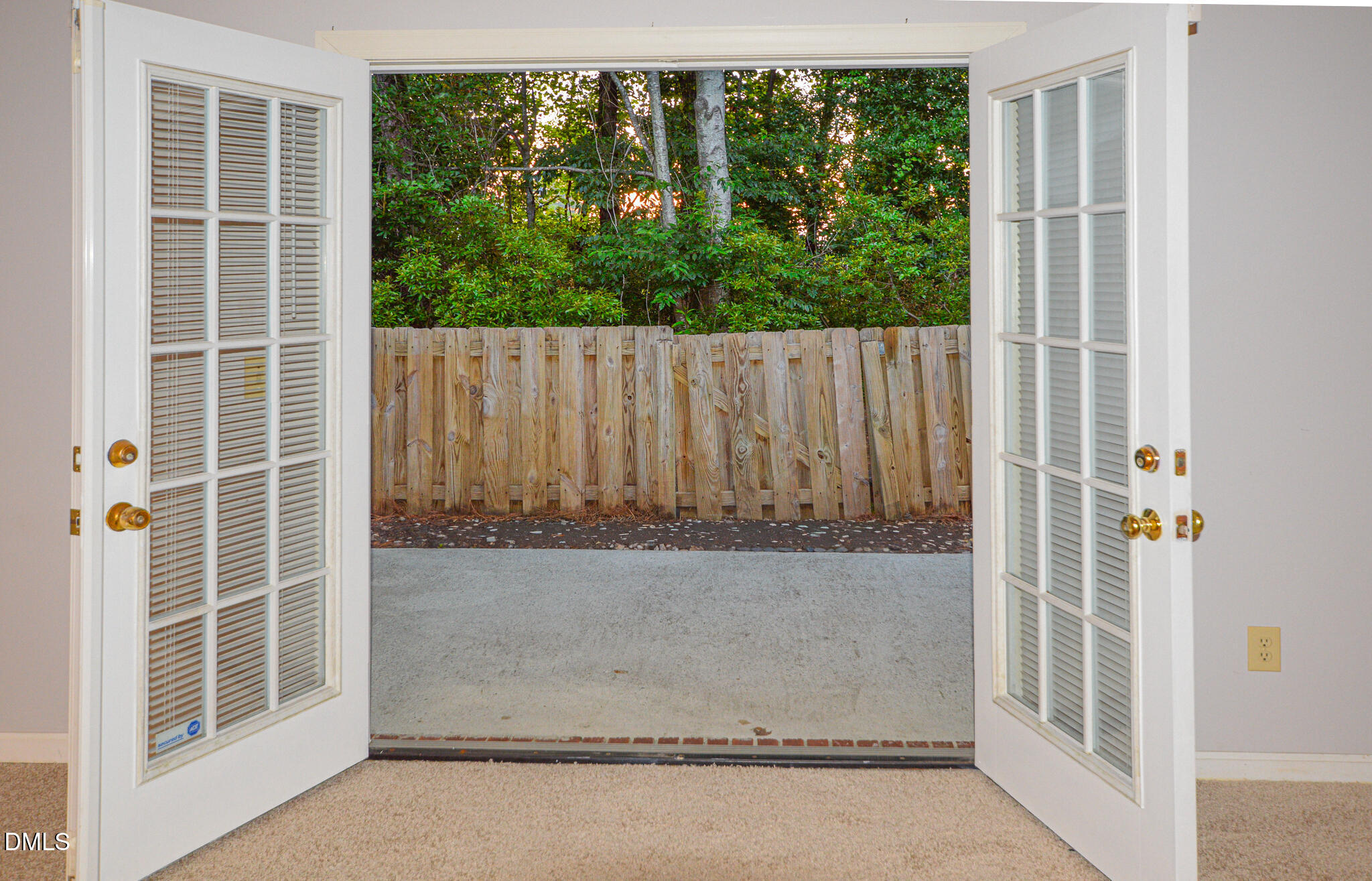 5114 Lamppost Circle Property Photo 22