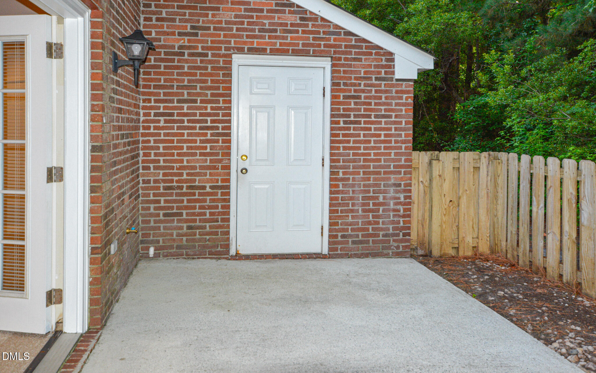 5114 Lamppost Circle Property Photo 23
