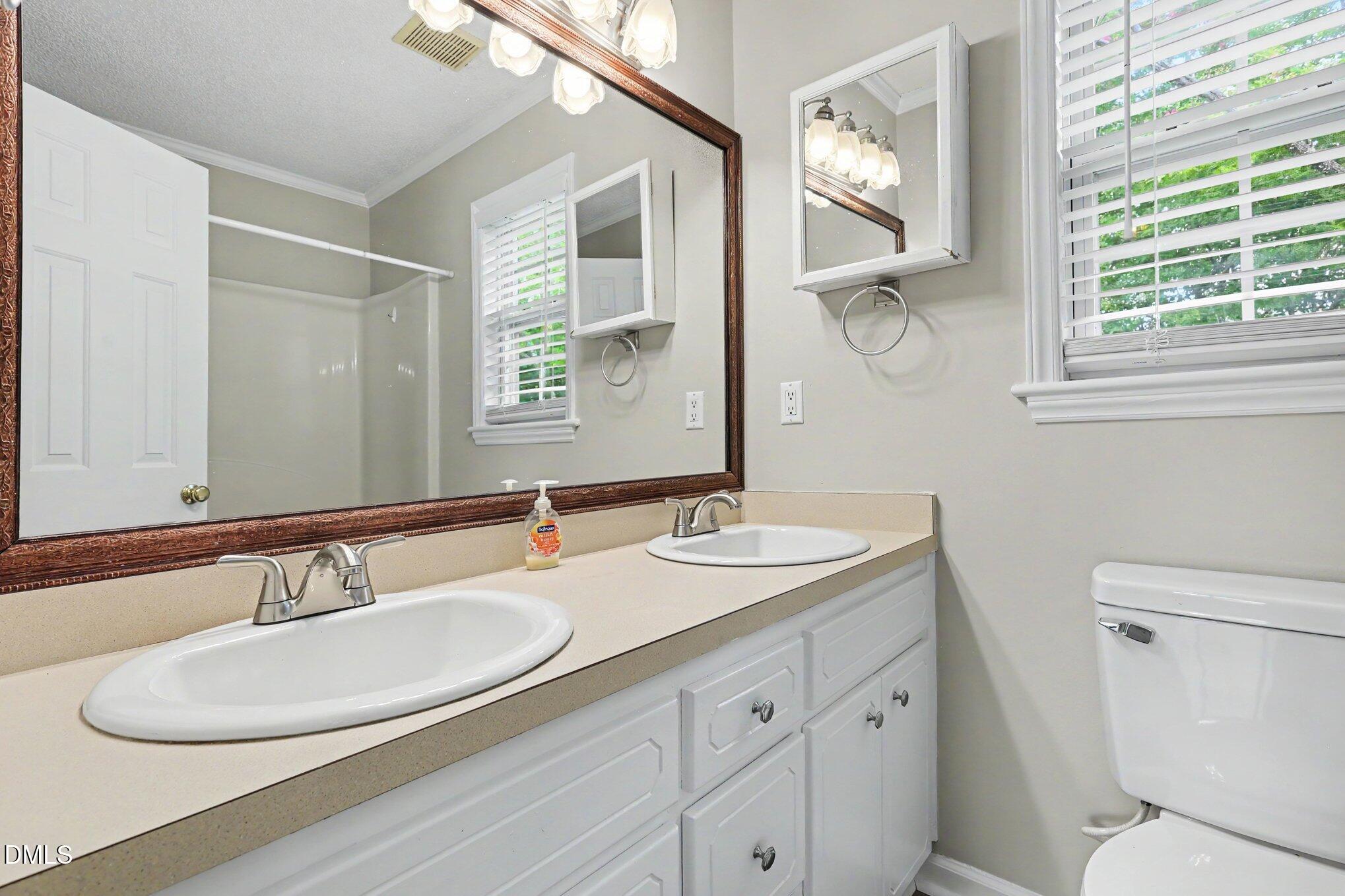 200 Waterford Drive Property Photo 17