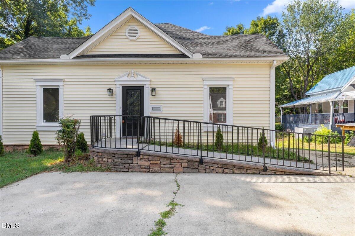 1023 S Main Street Property Photo 6