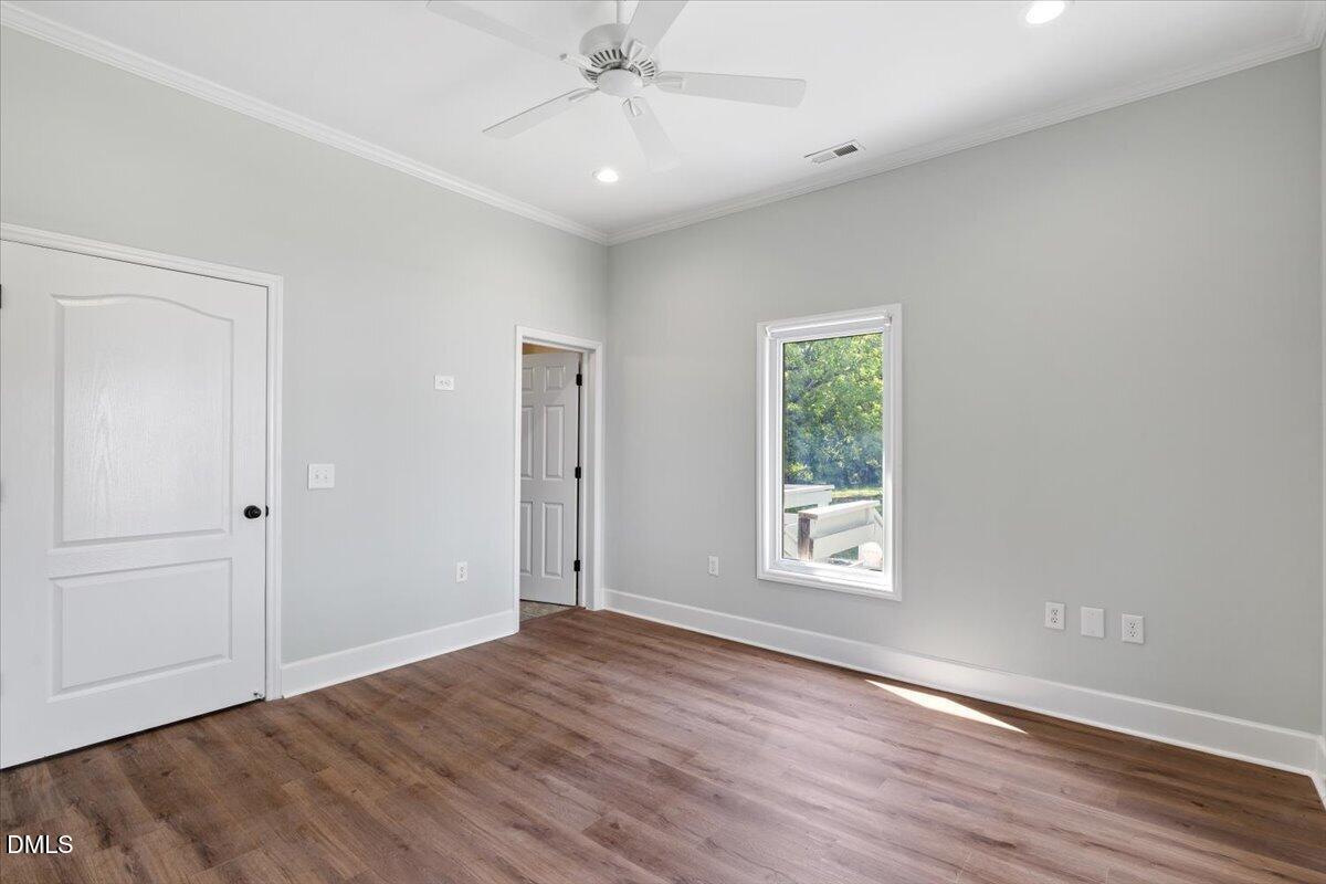 1023 S Main Street Property Photo 15