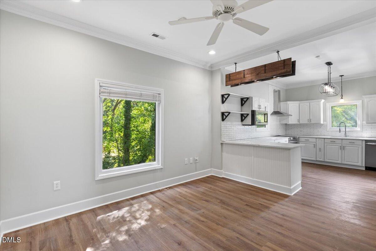 1023 S Main Street Property Photo 18