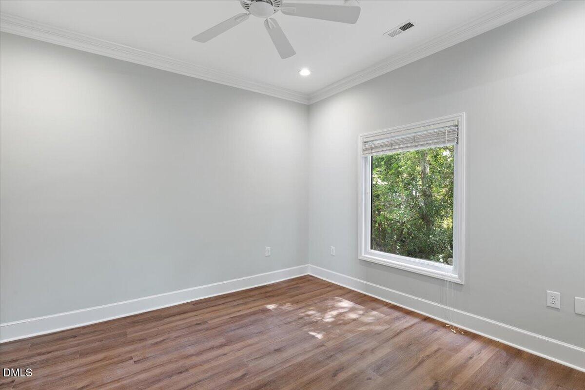 1023 S Main Street Property Photo 19