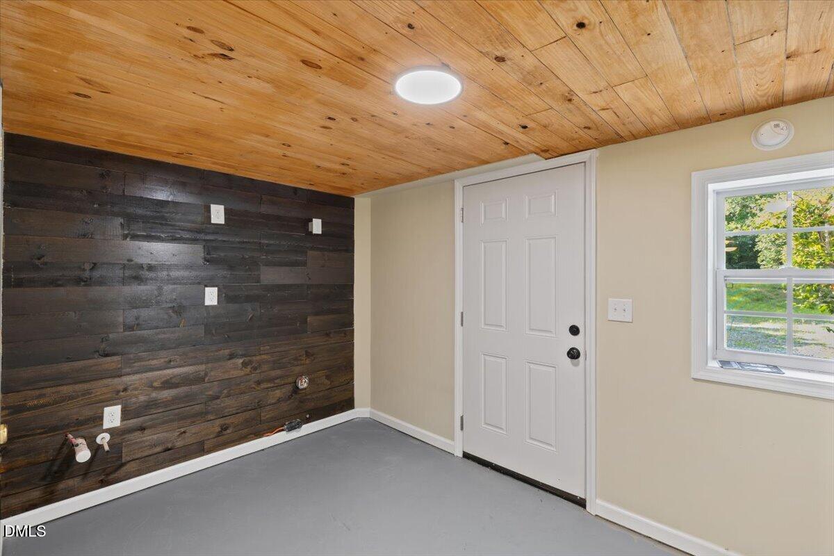 1023 S Main Street Property Photo 35