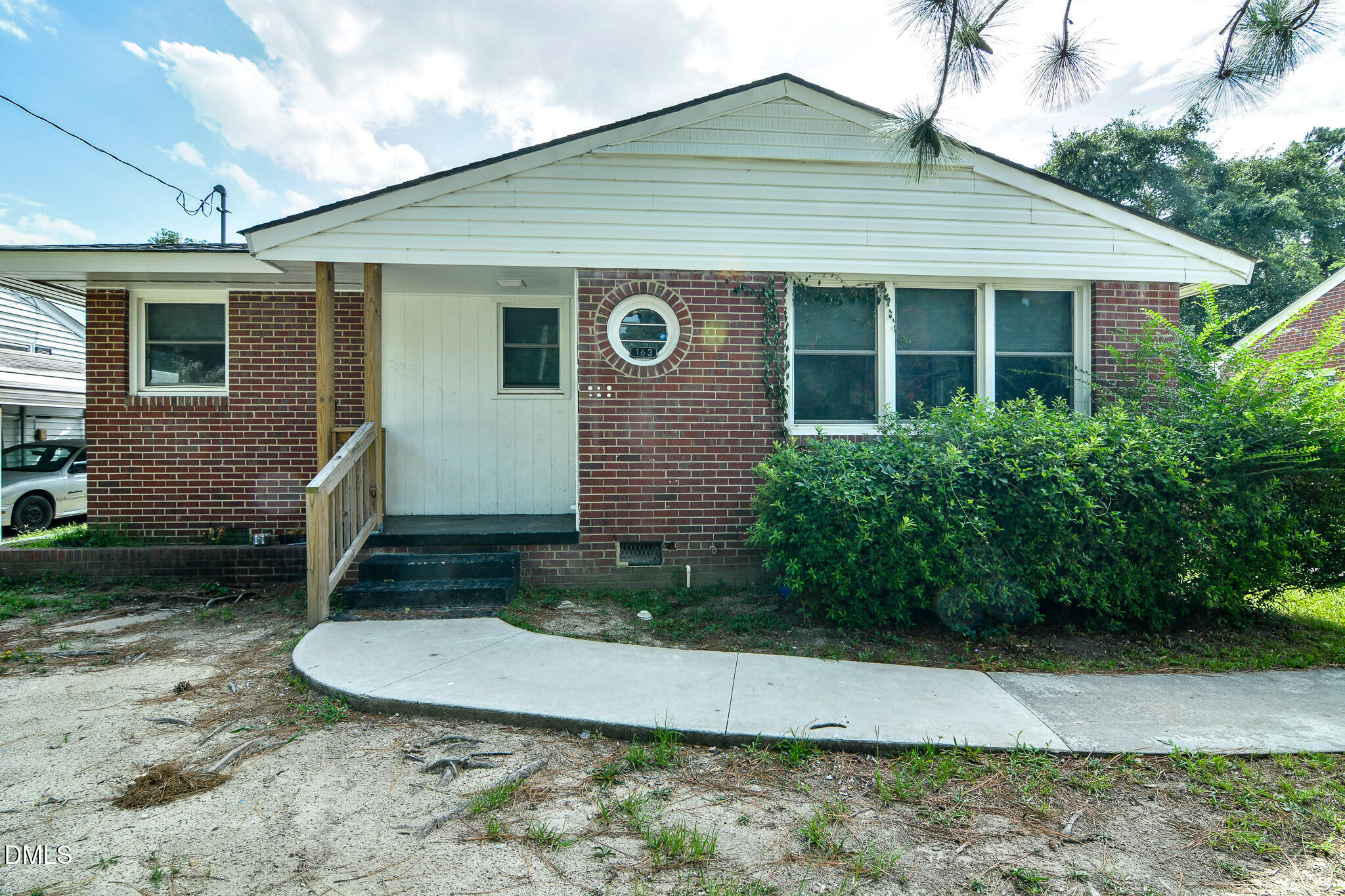 163 Spaulding Drive Property Photo 1