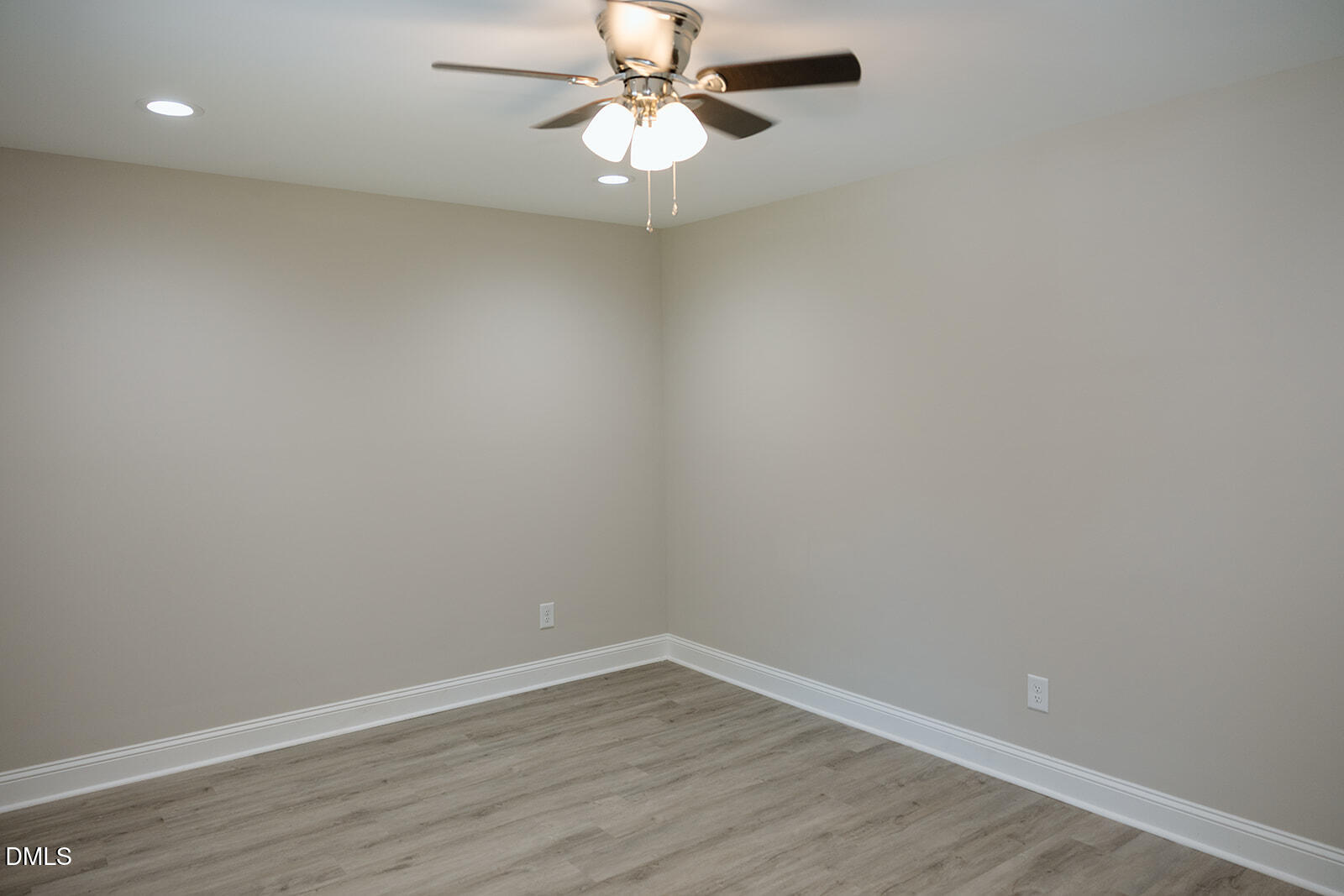 291 Knight Road Property Photo 3