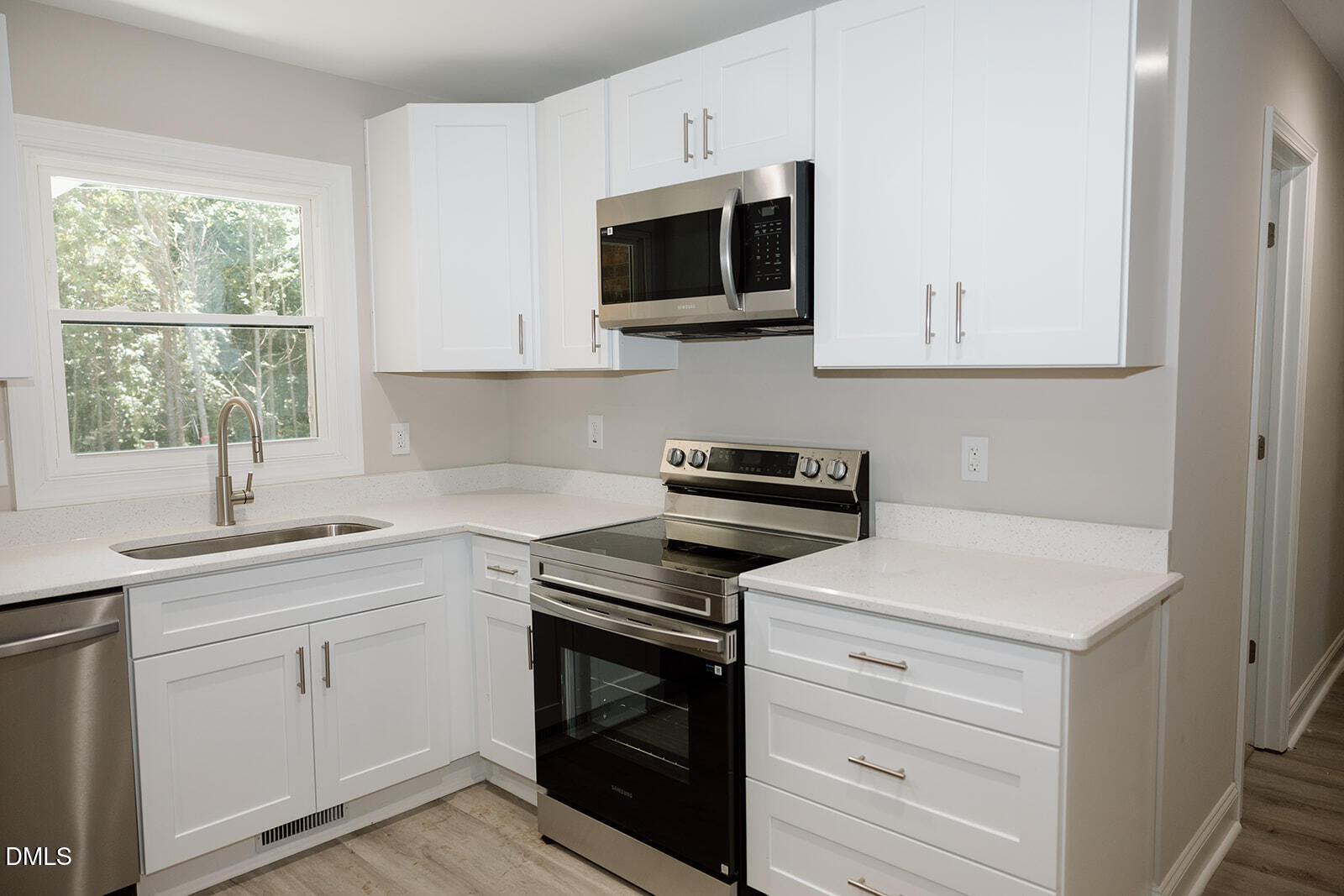 291 Knight Road Property Photo 6