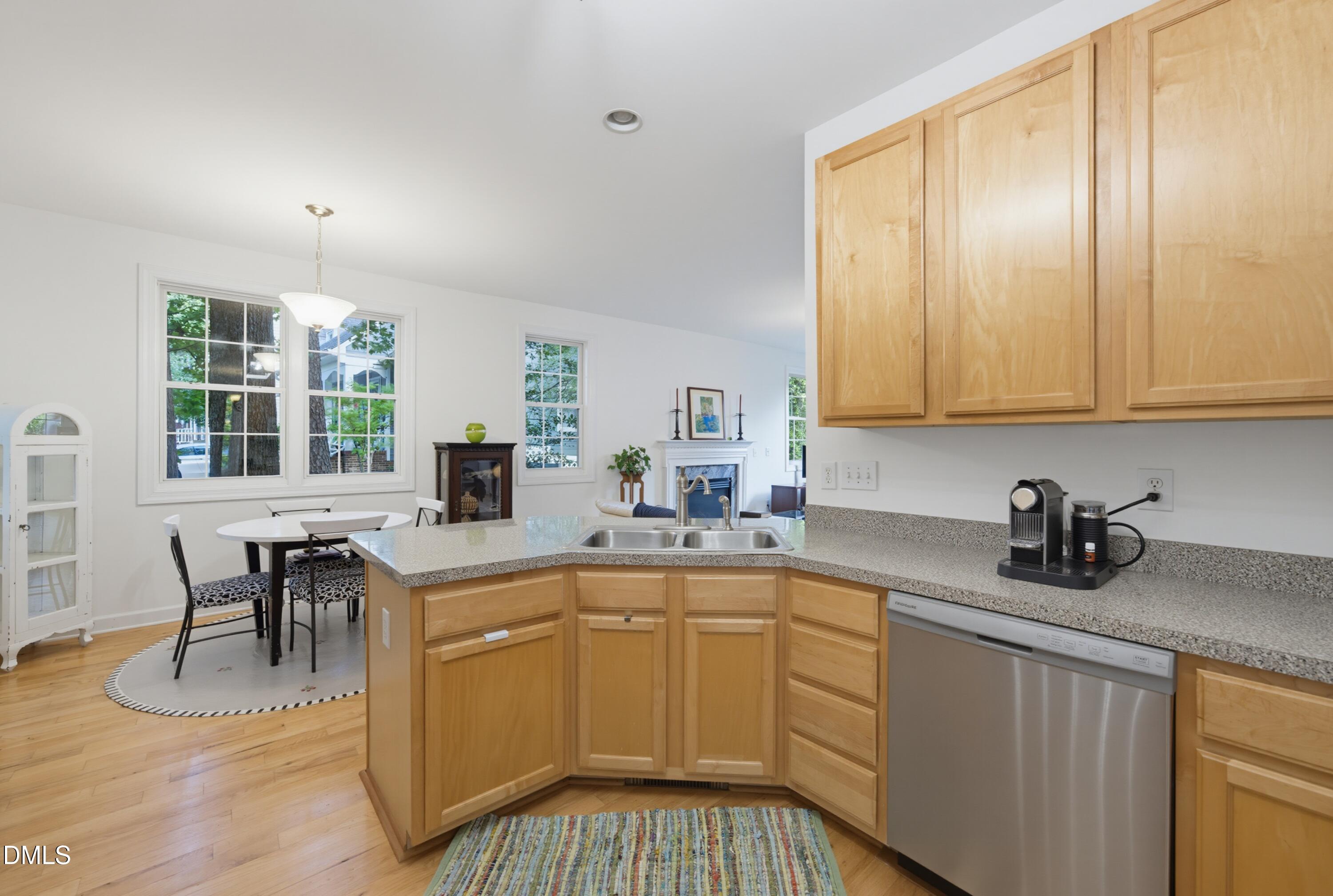 8901 Castleton Lane Property Photo 12