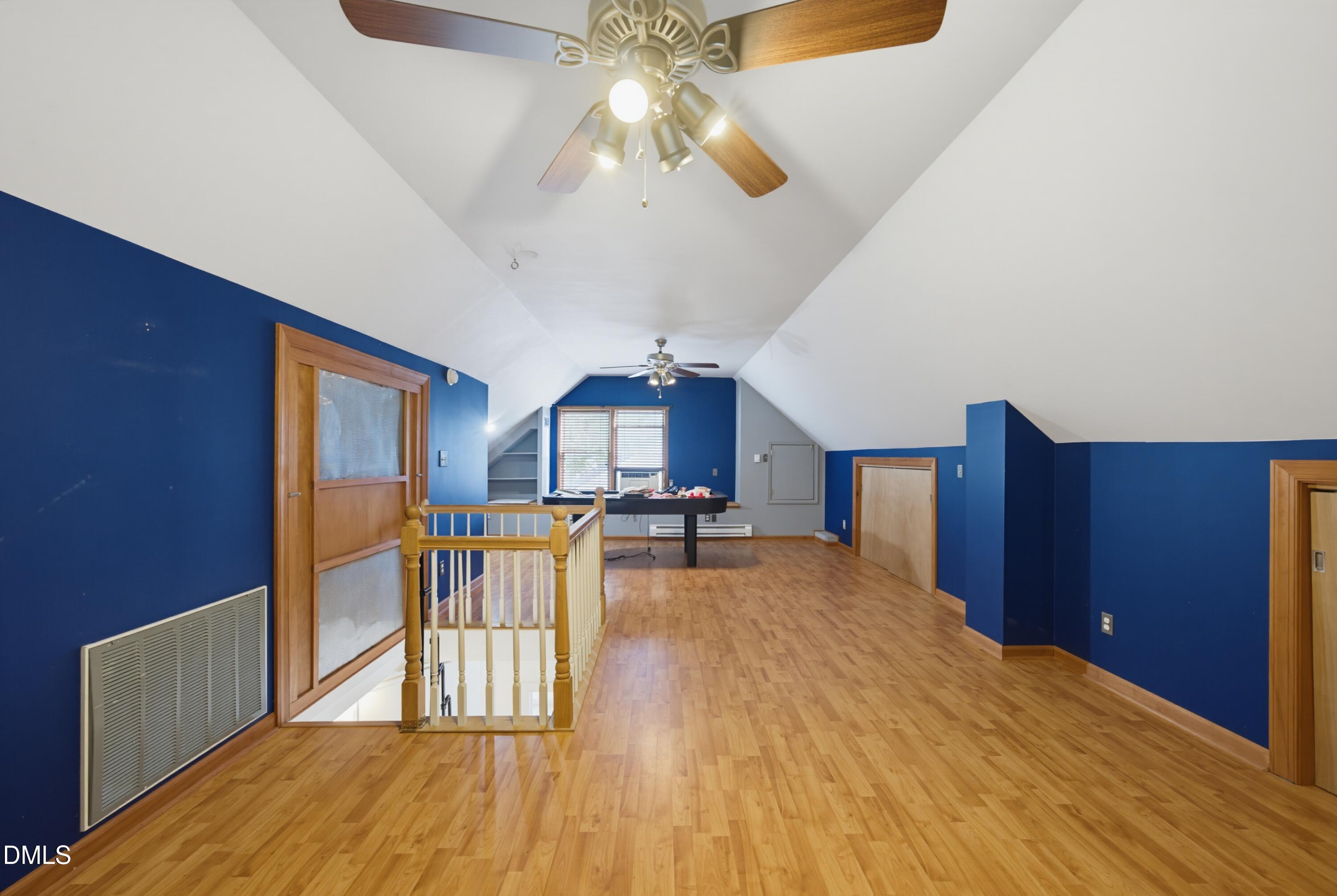8901 Castleton Lane Property Photo 34