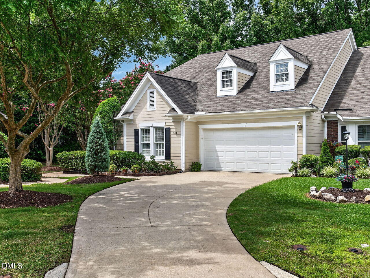 211 Great Lake Drive Property Photo 1