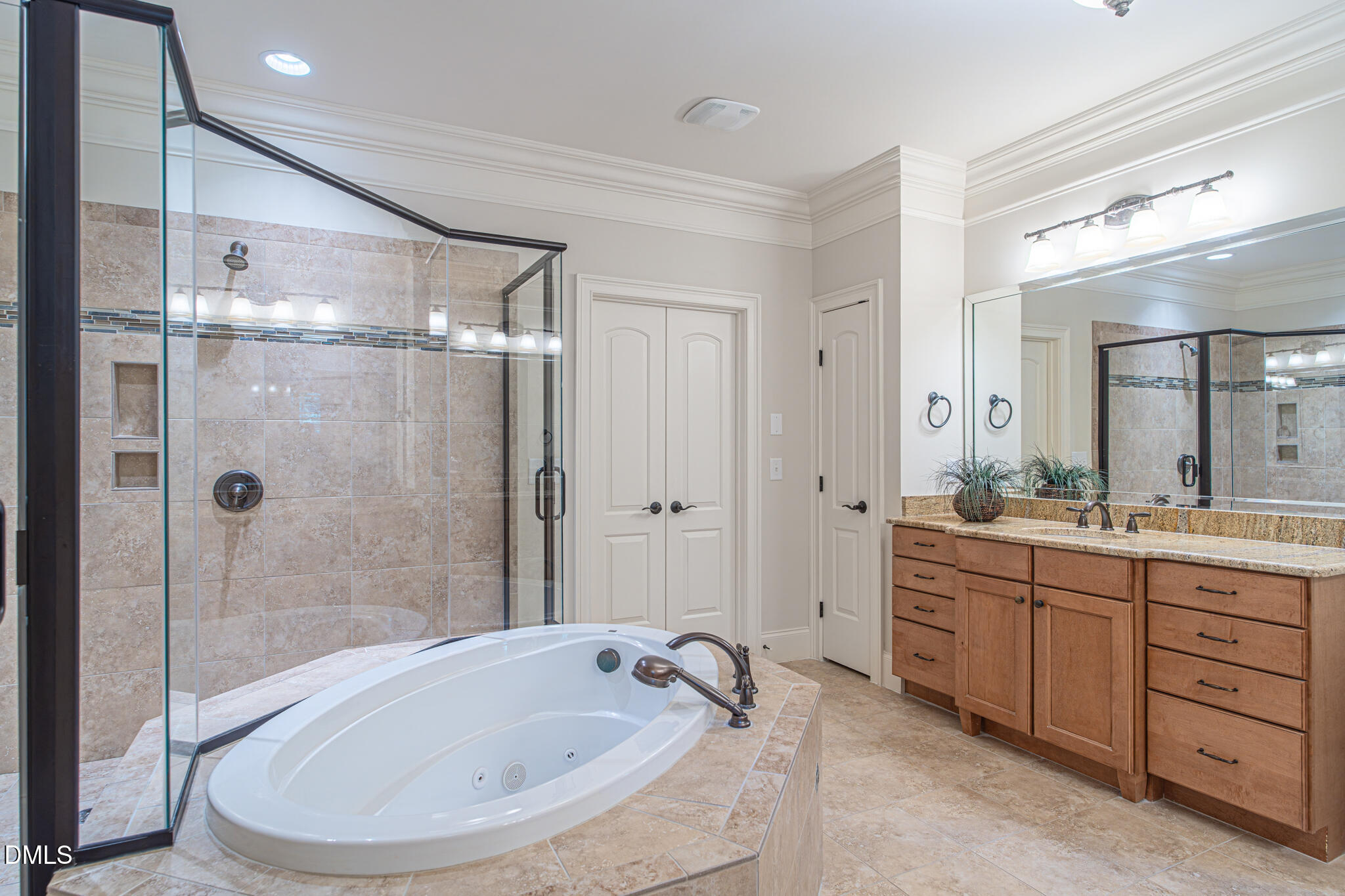 152 Arabella Court Property Photo 28