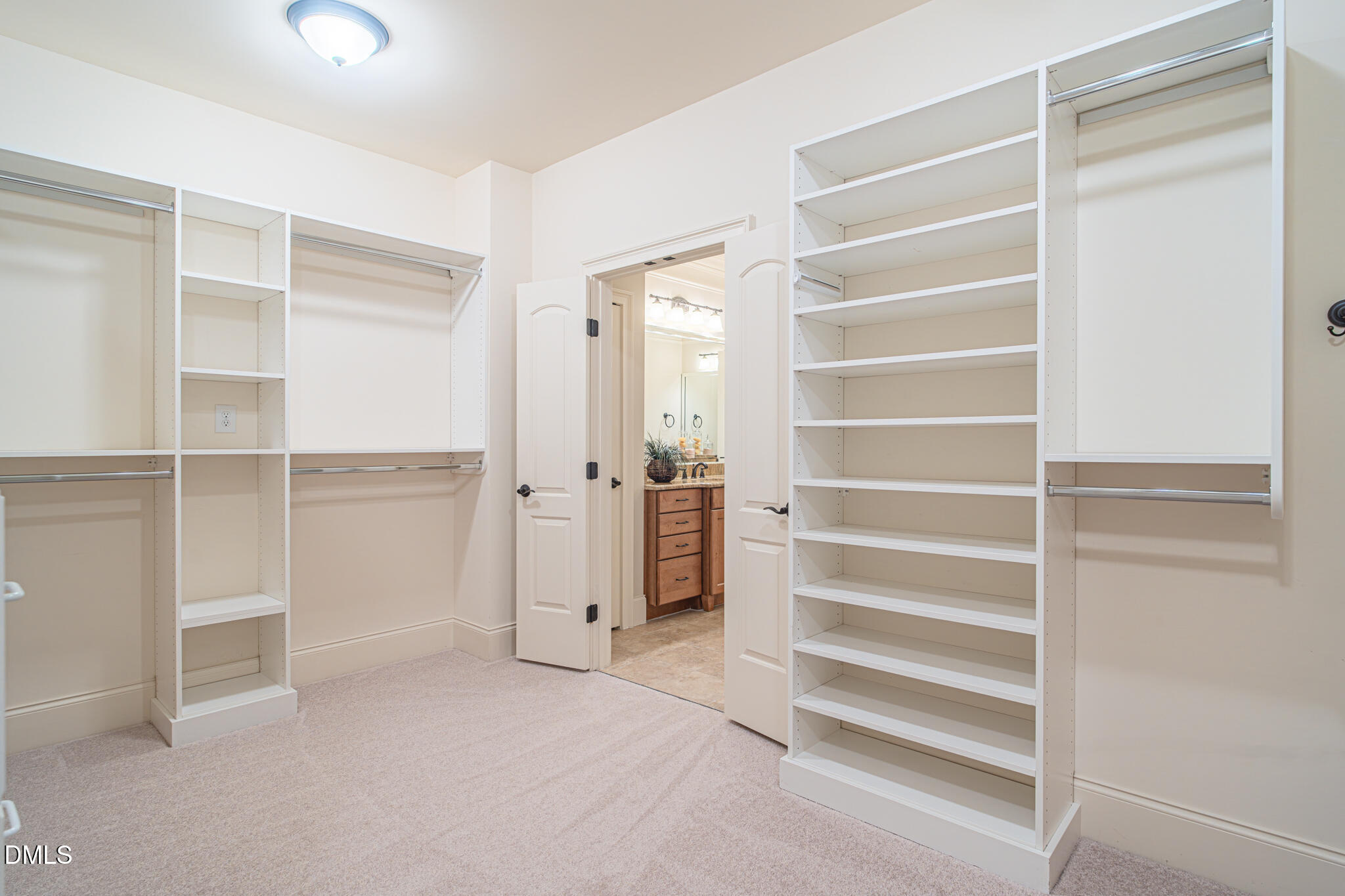 152 Arabella Court Property Photo 31