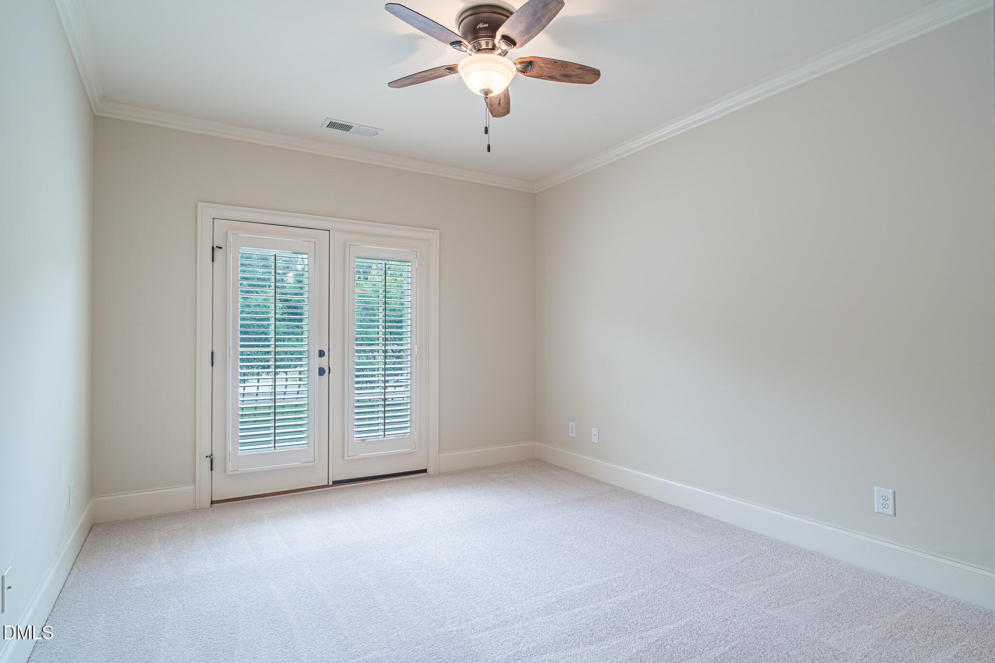 152 Arabella Court Property Photo 35