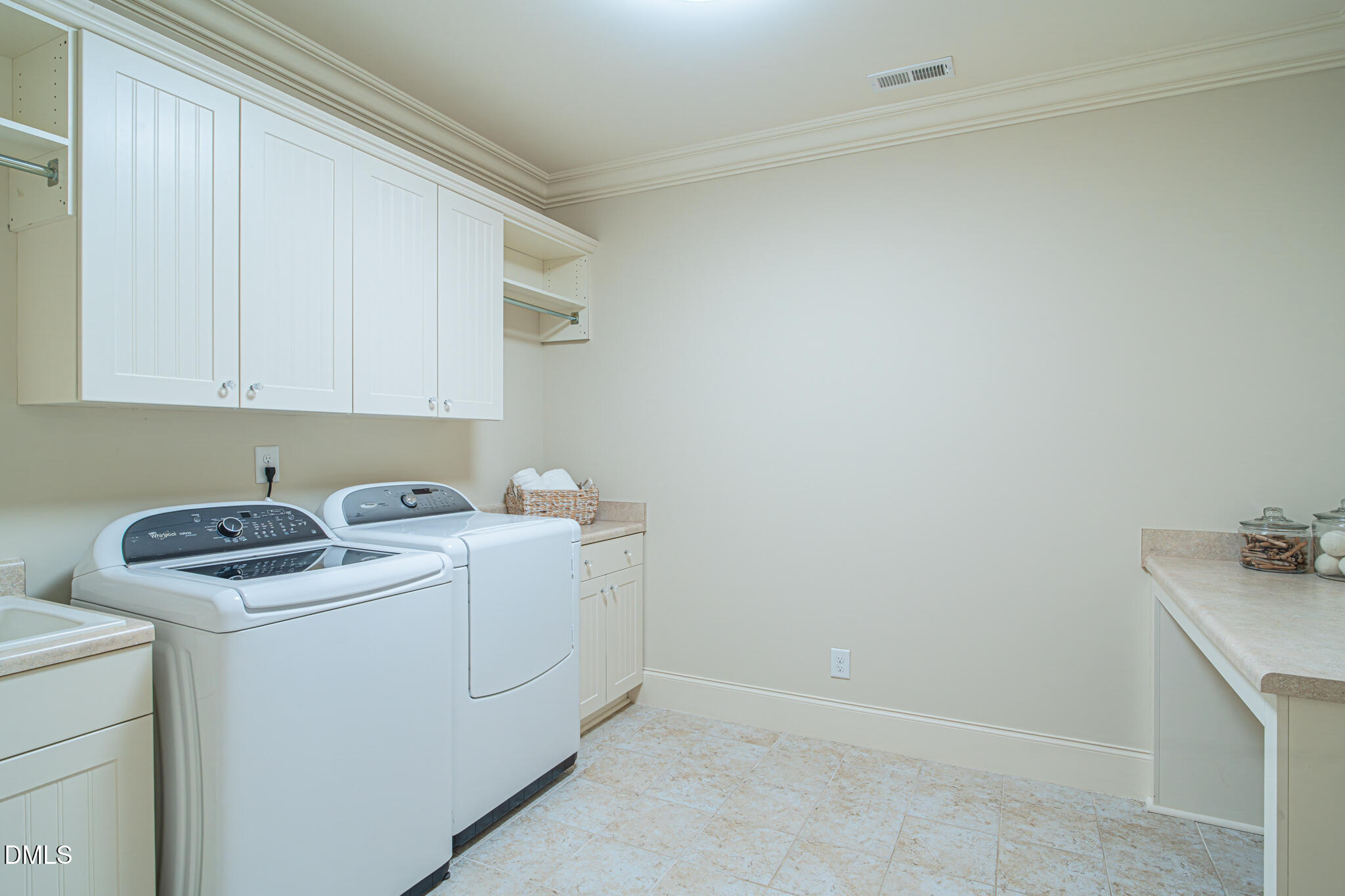 152 Arabella Court Property Photo 38