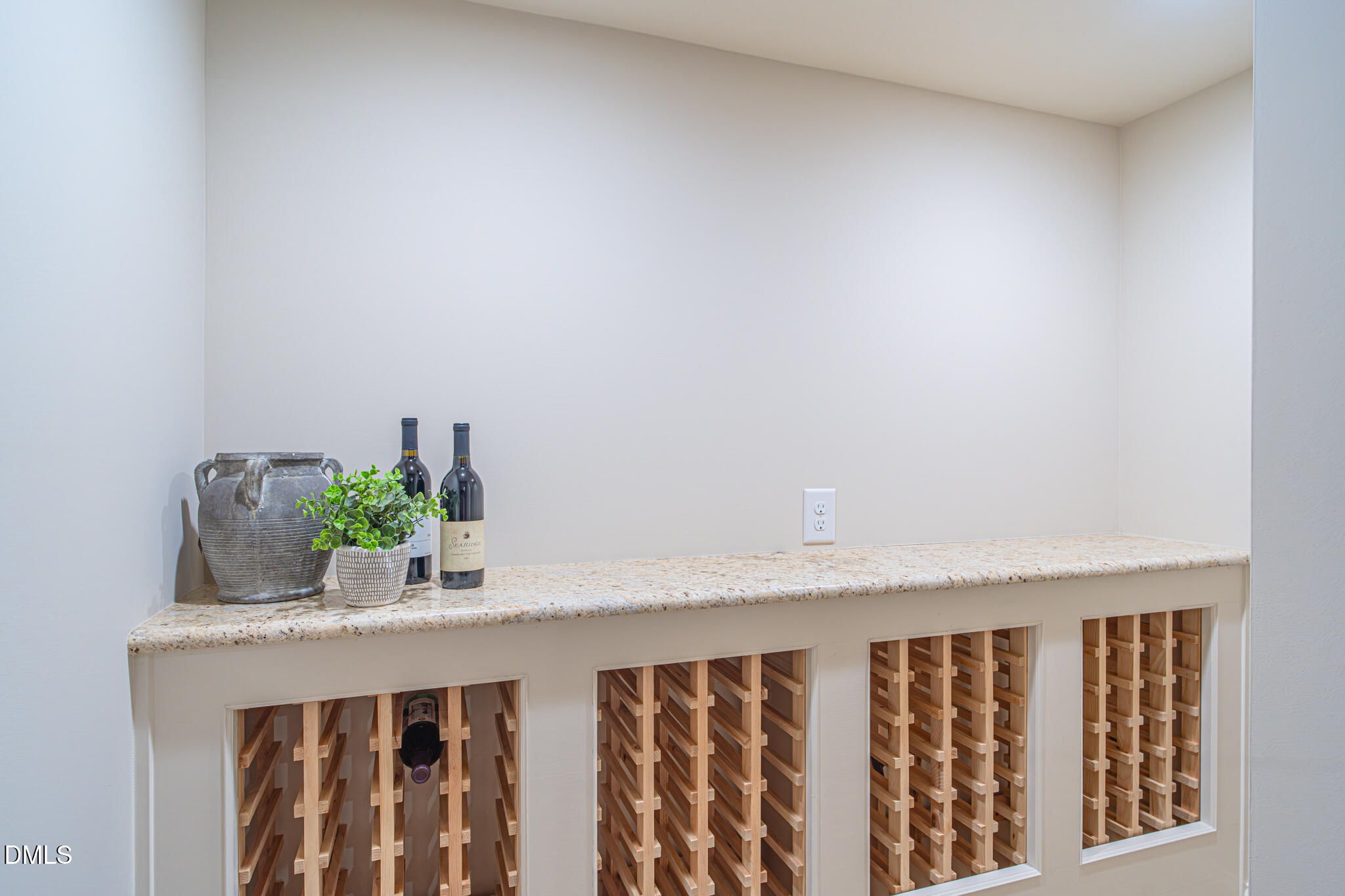152 Arabella Court Property Photo 41