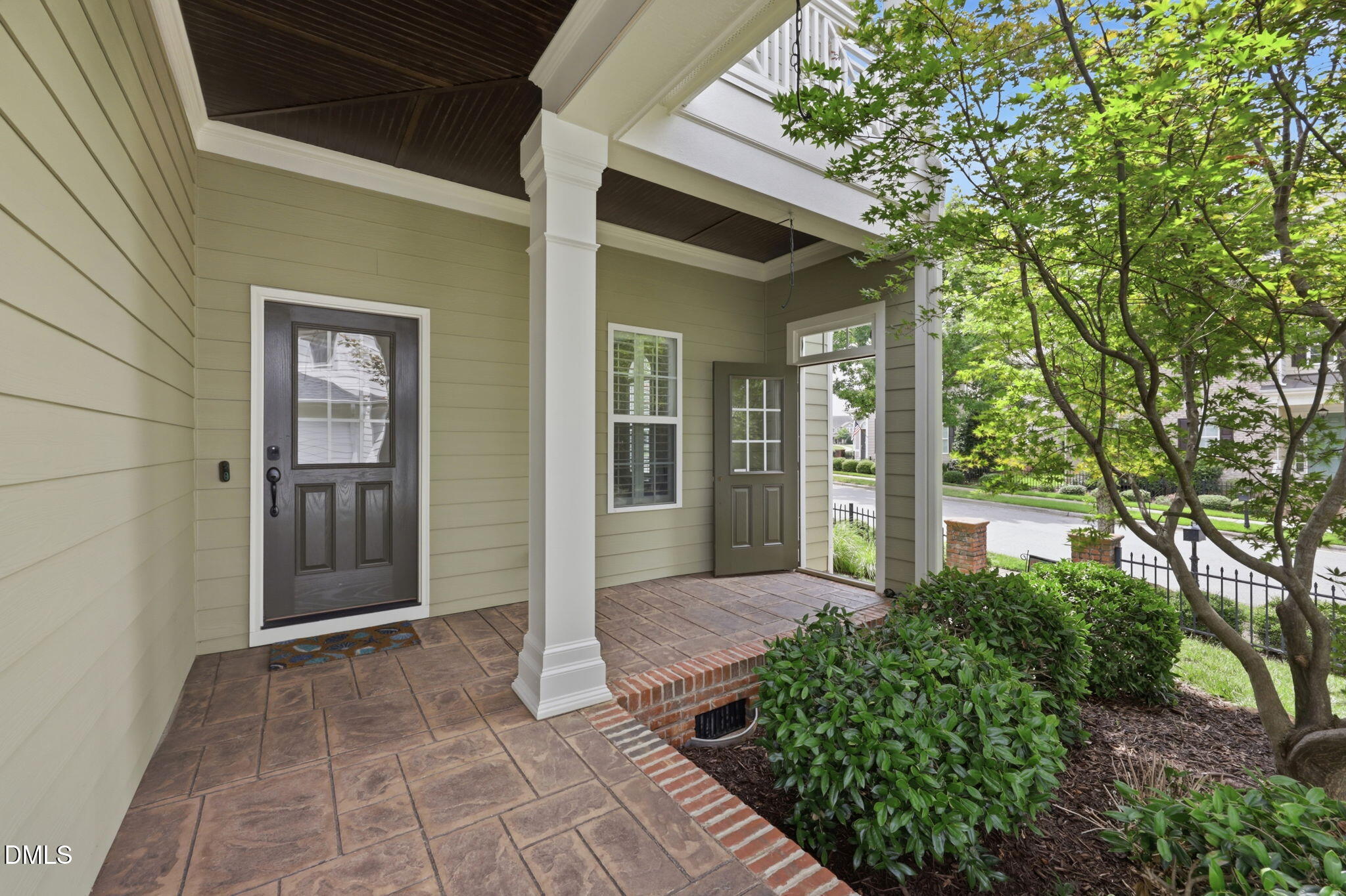1908 Green Oaks Parkway Property Photo 5