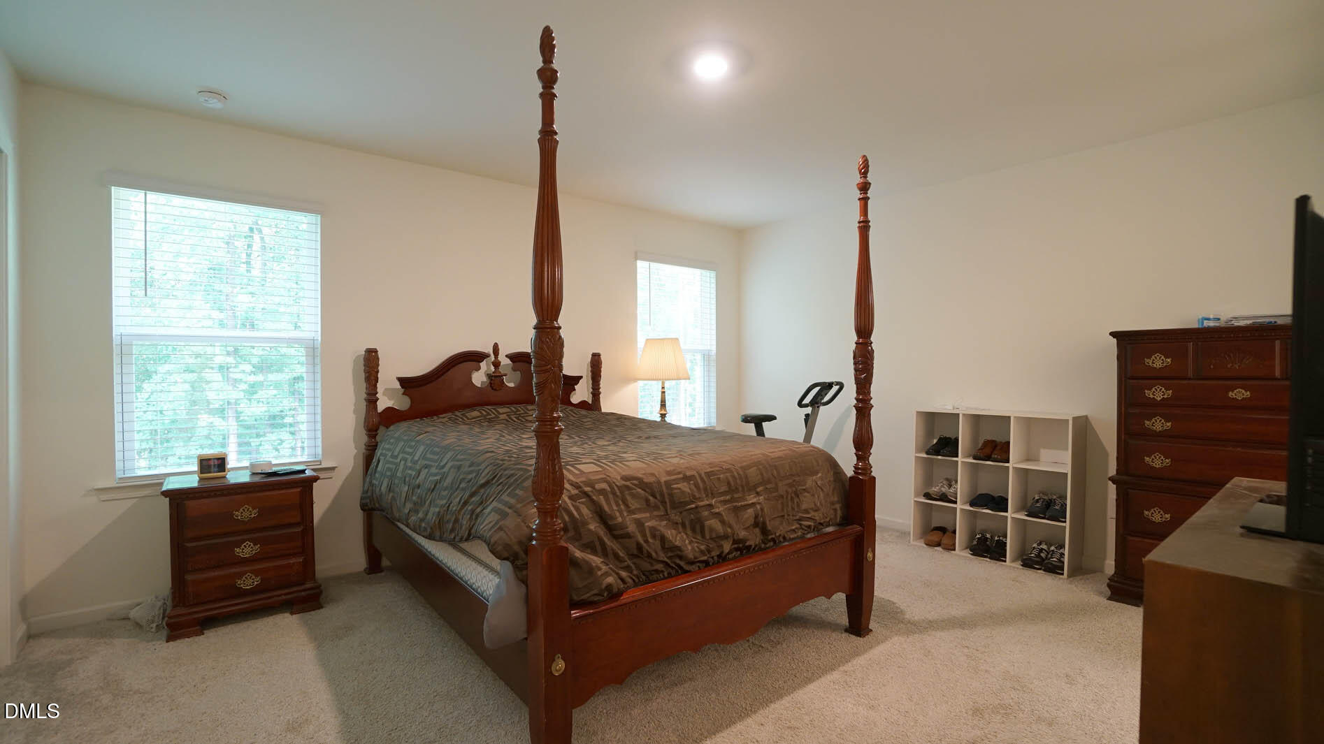 3070 Spline Circle Property Photo 24