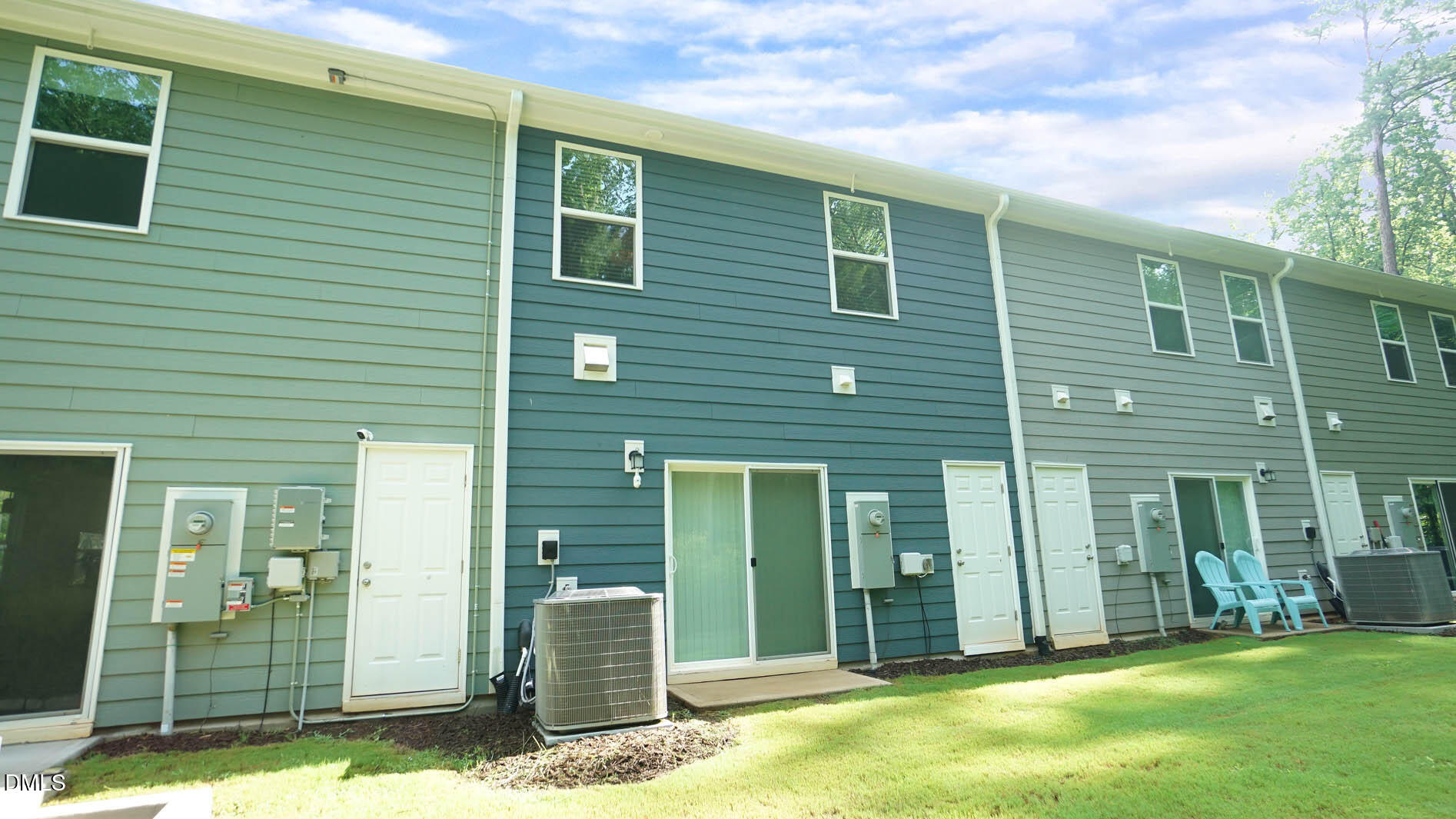 3070 Spline Circle Property Photo 32
