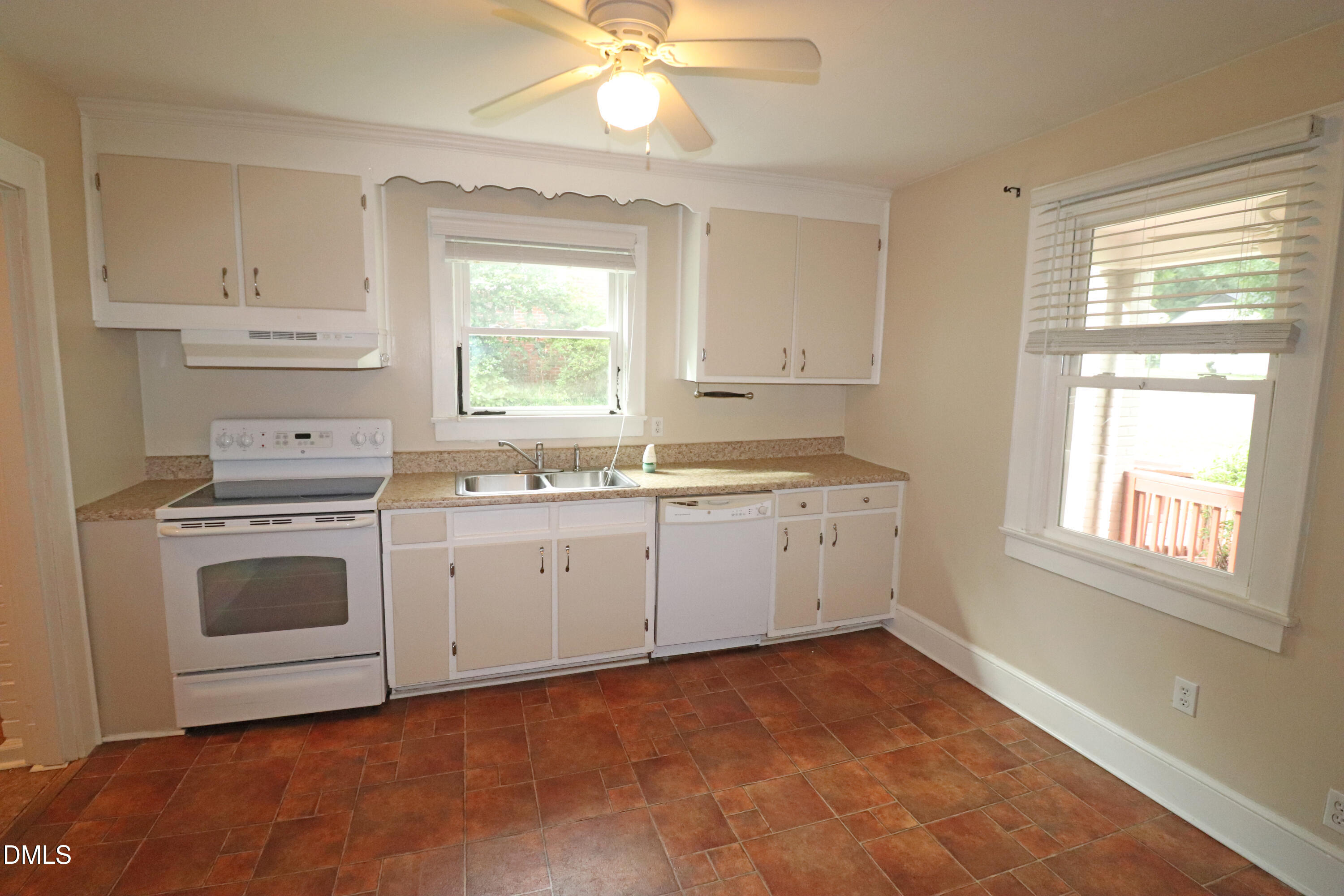 132 Watson Drive Property Photo 8