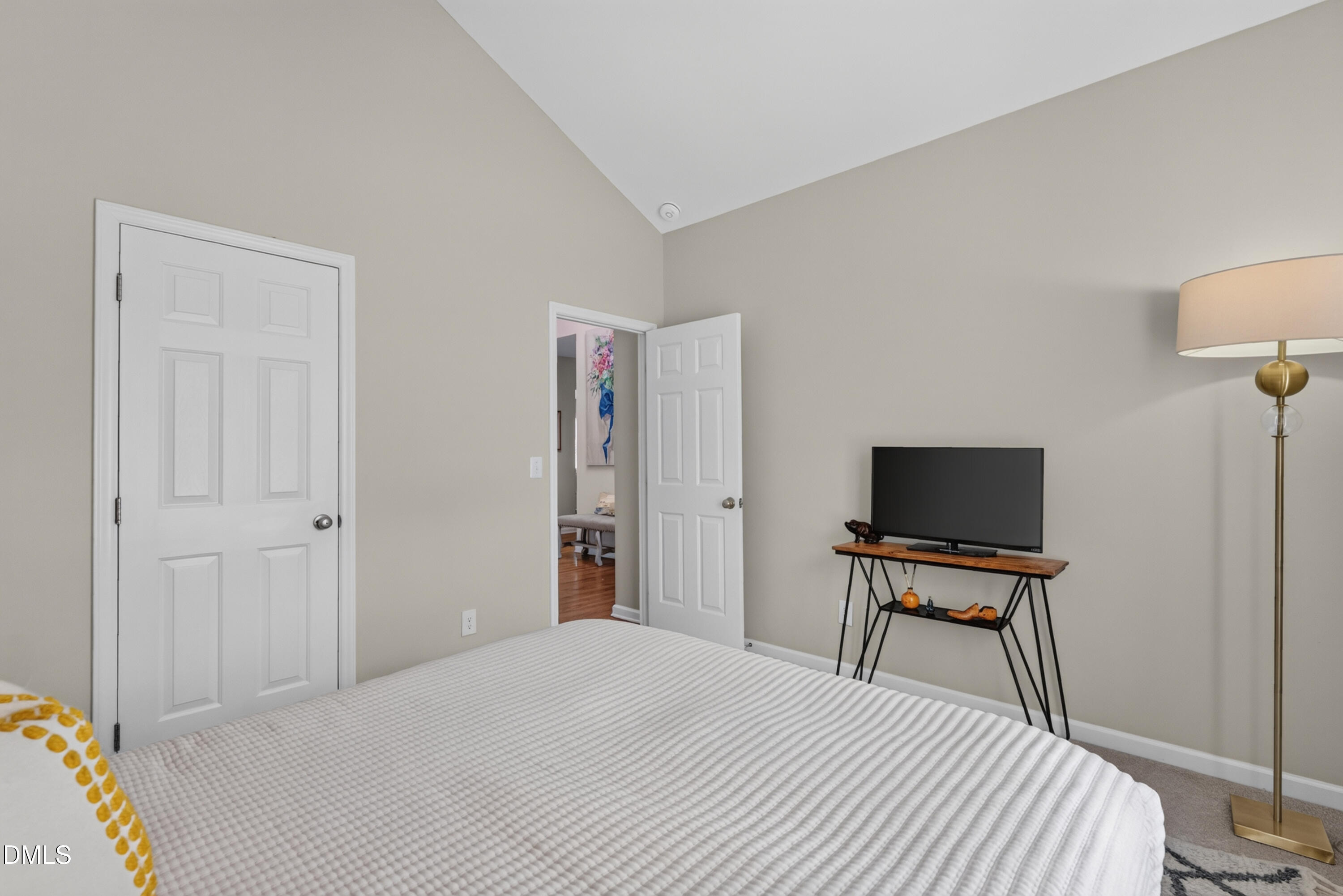 206 Fern Ridge Drive Property Photo 8
