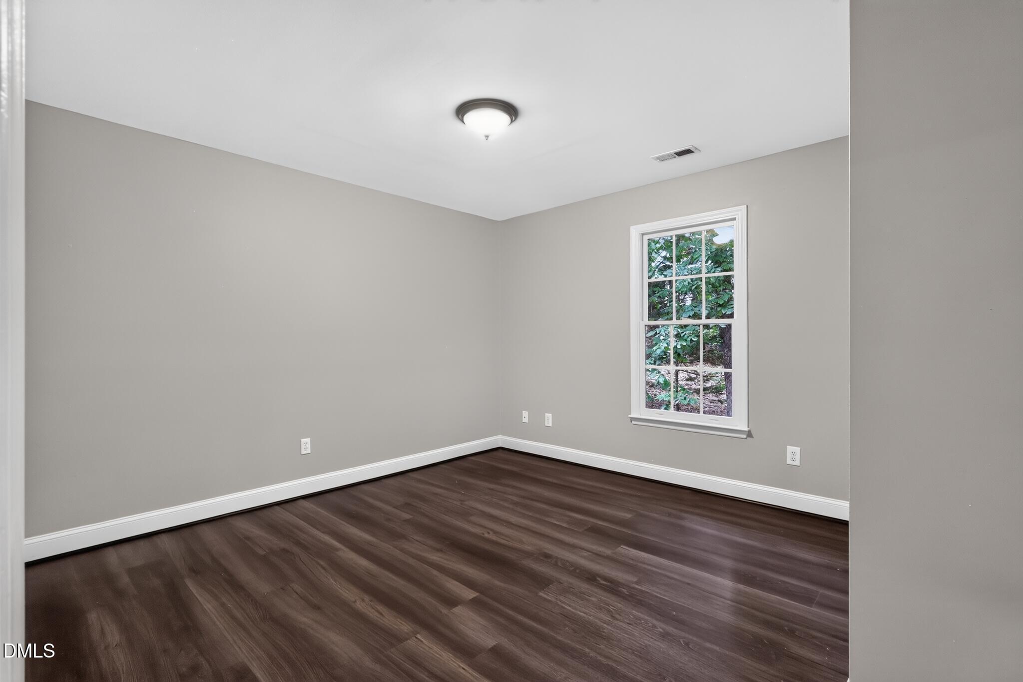 5206 Oakbrook Drive Property Photo 13