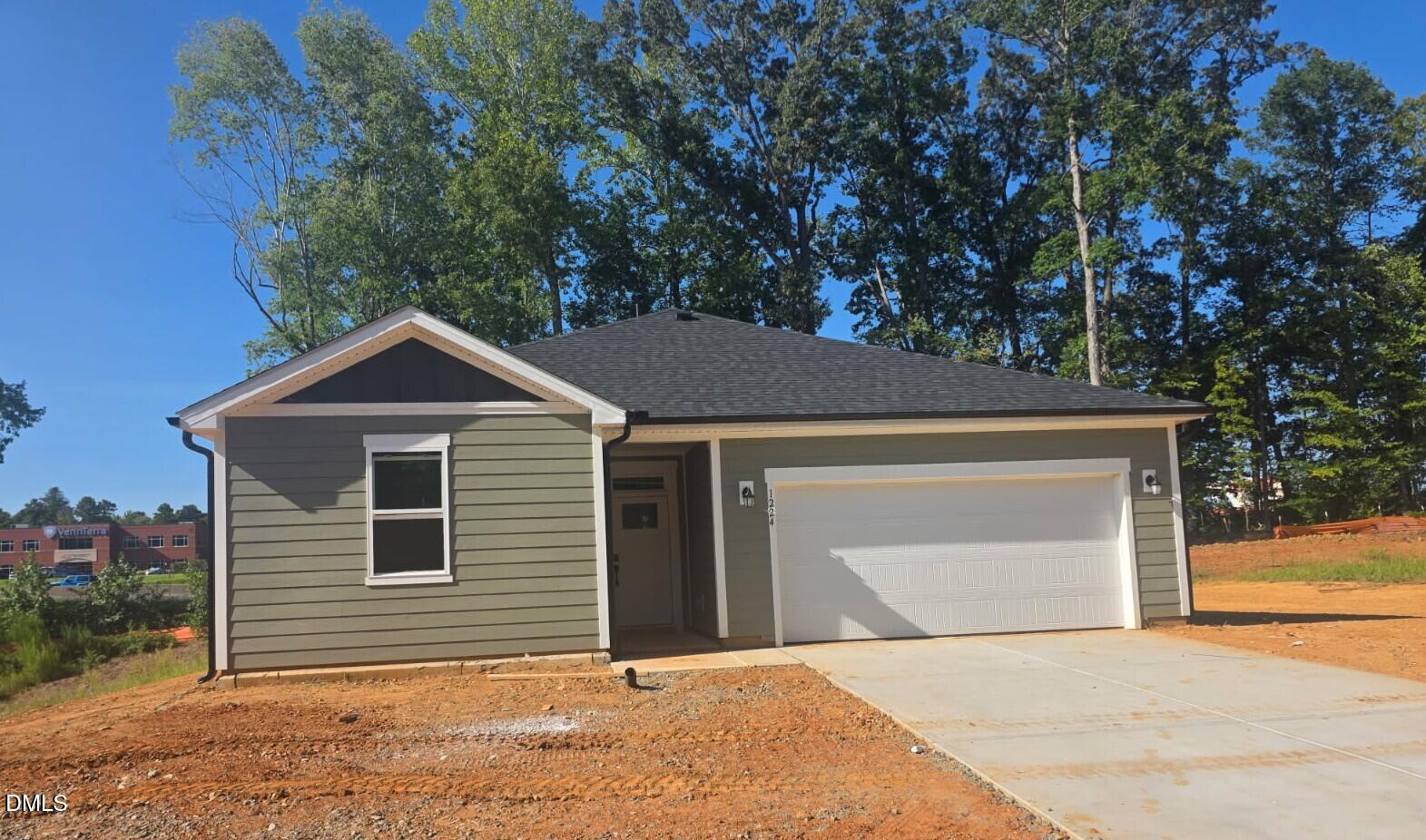 1224 Woody Drive Property Photo 2
