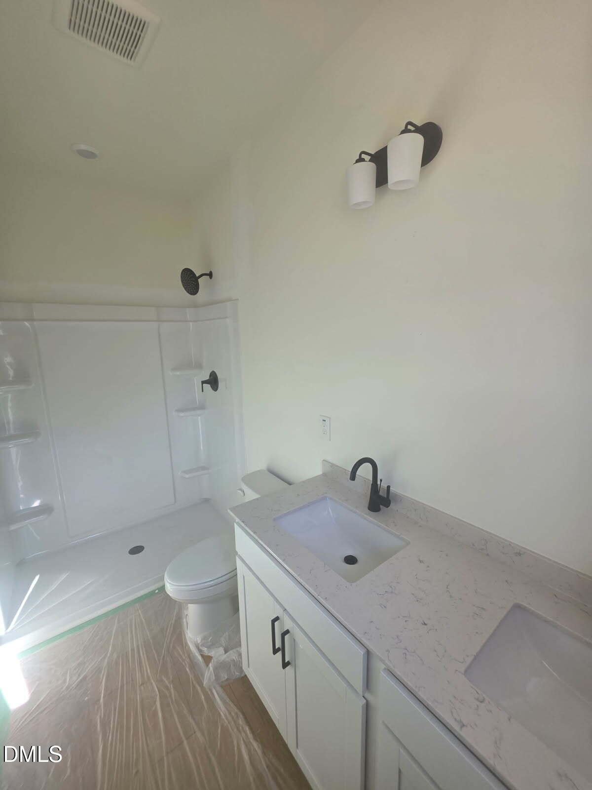 1224 Woody Drive Property Photo 7