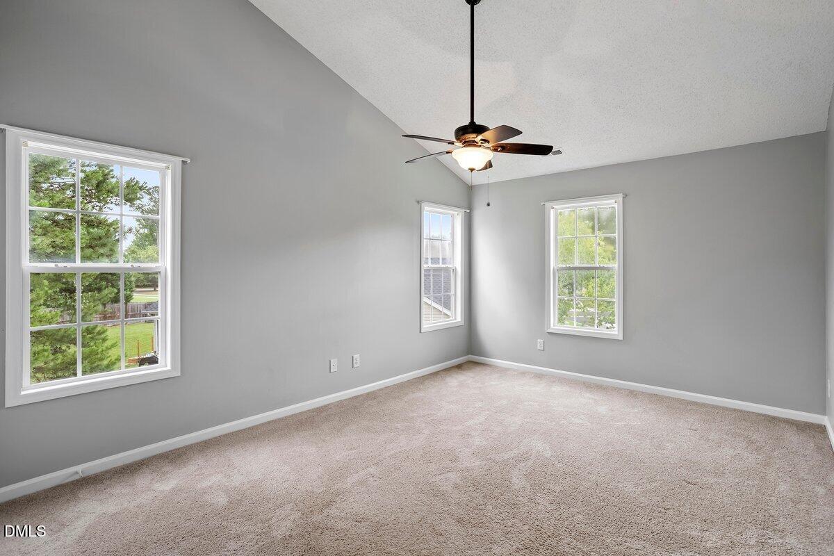 6 Sugar Maple Court Property Photo 12