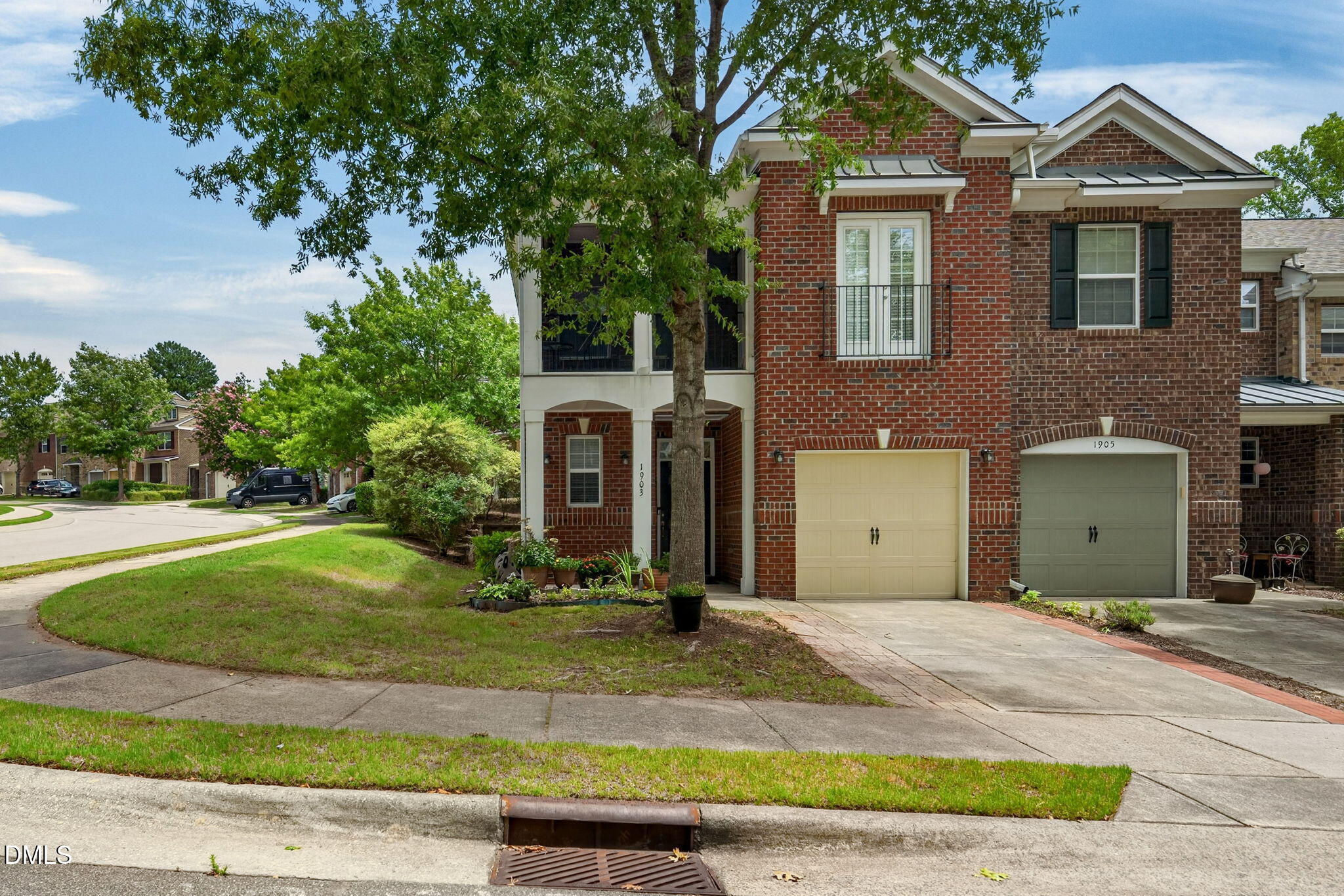 1903 Whirlaway Court Property Photo 1