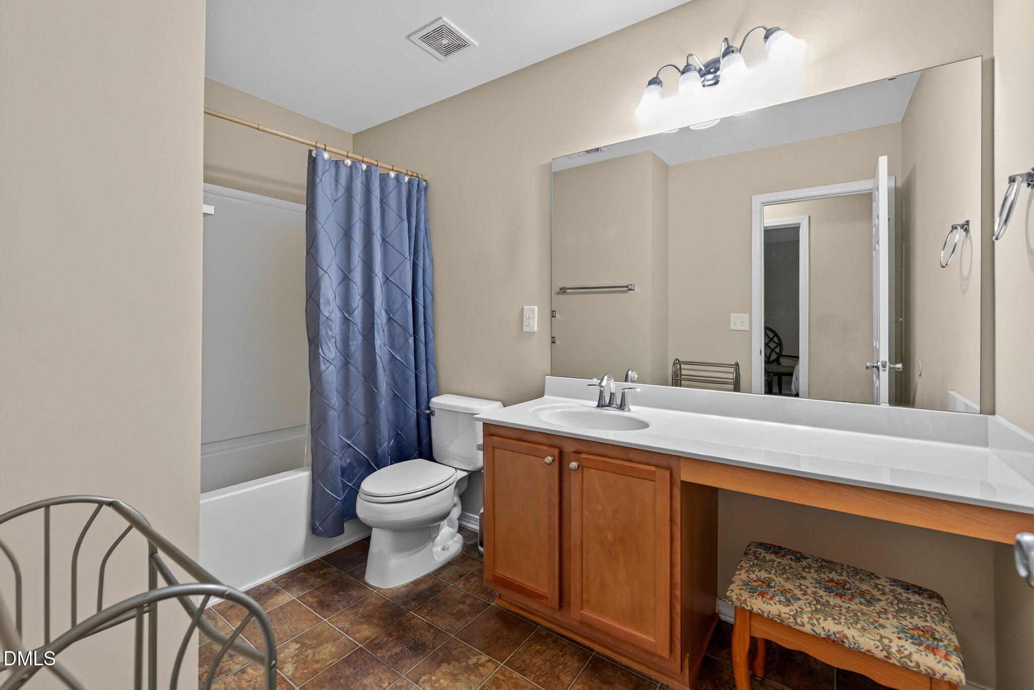 1903 Whirlaway Court Property Photo 25