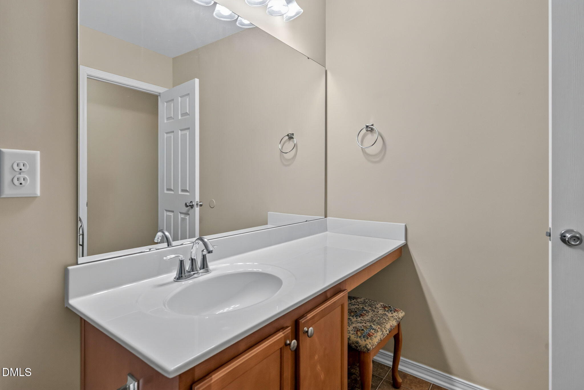 1903 Whirlaway Court Property Photo 26