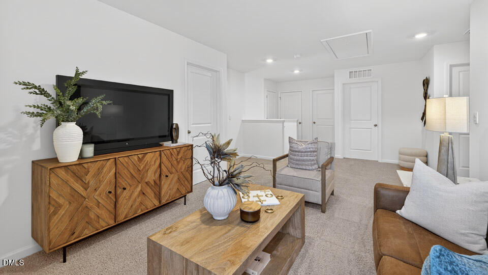 81 Tiger Eye Drive Property Photo 14
