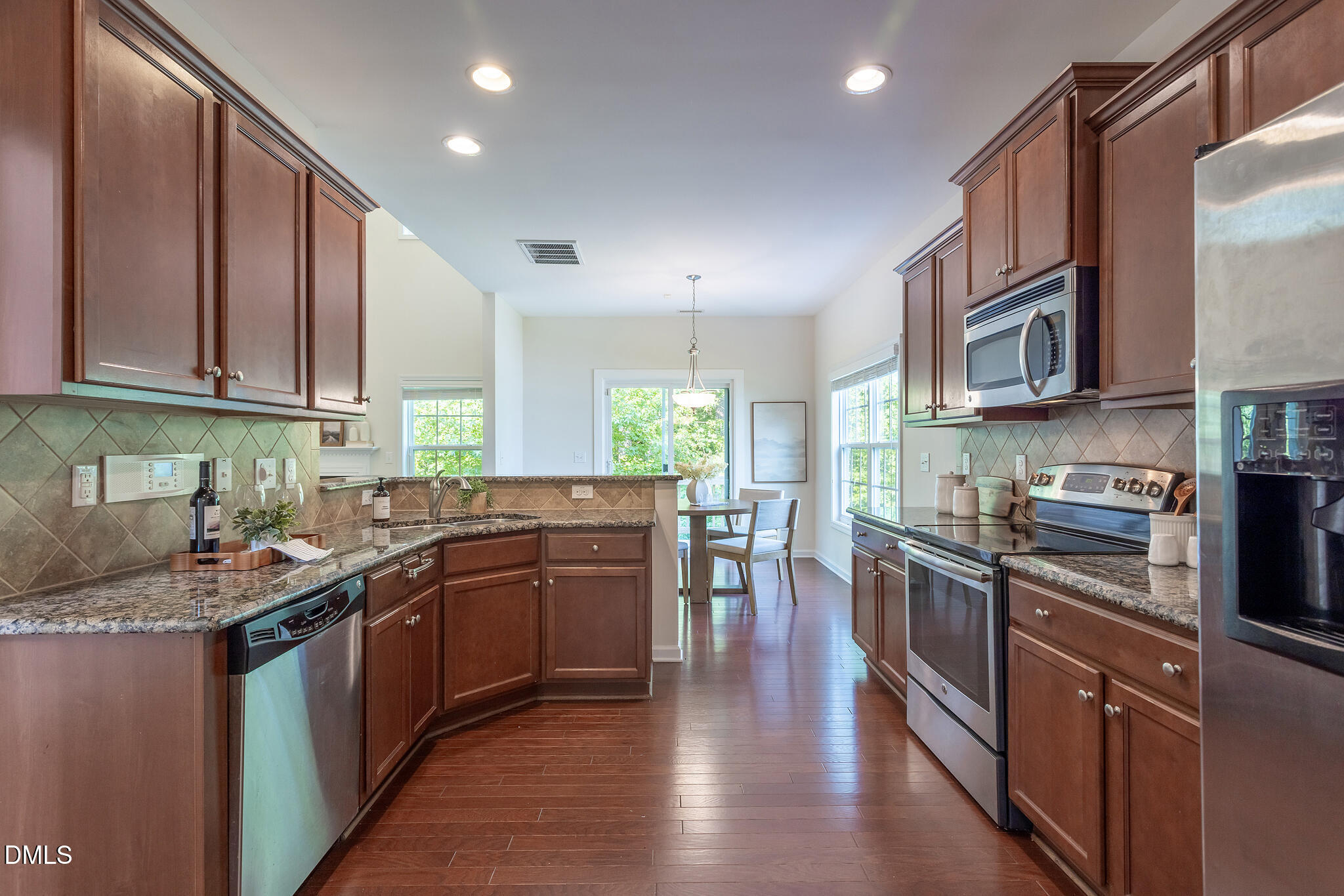 235 Strolling Way Property Photo 4