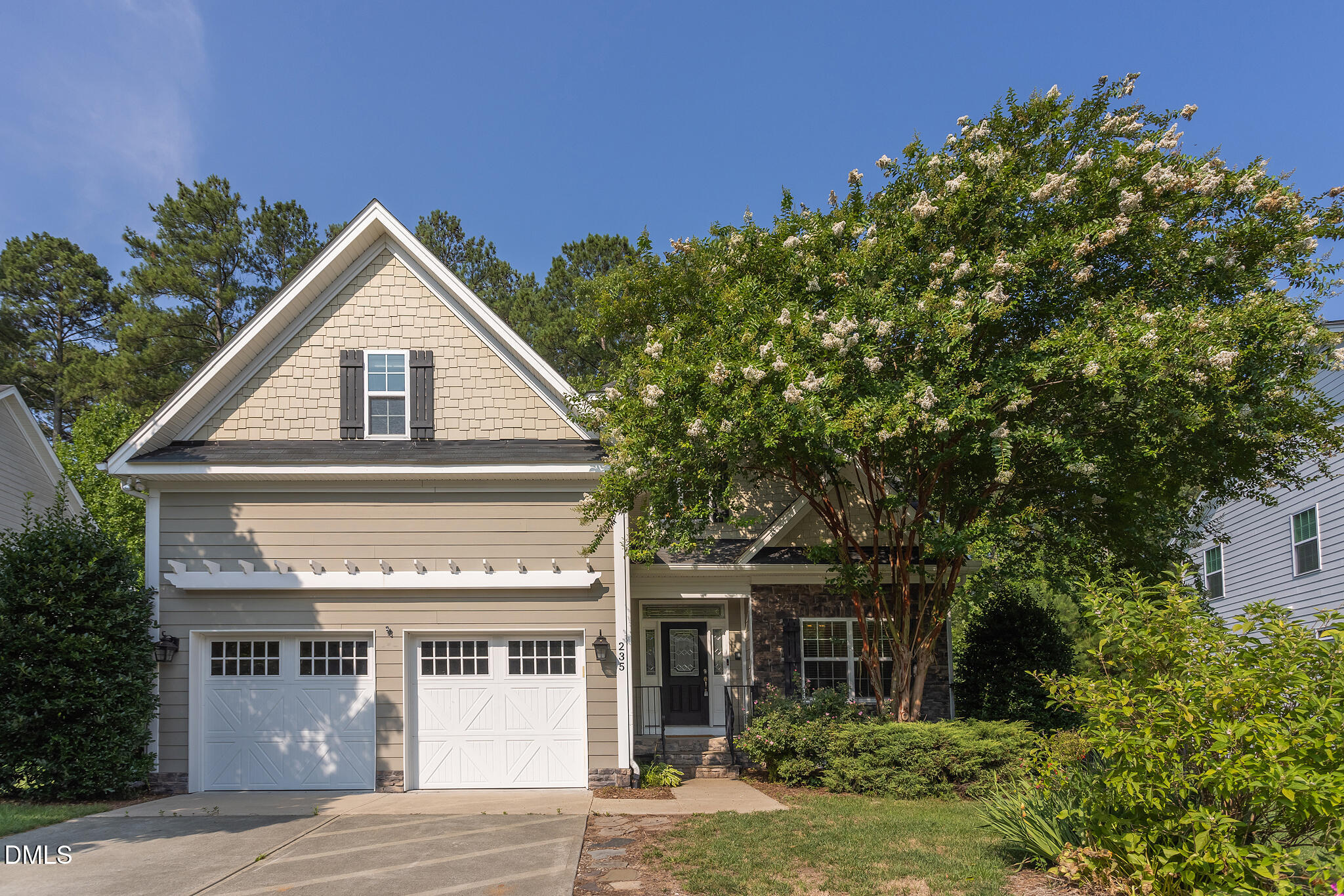 235 Strolling Way Property Photo 6