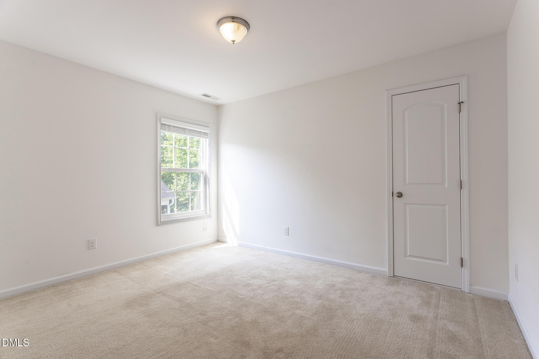 235 Strolling Way Property Photo 24