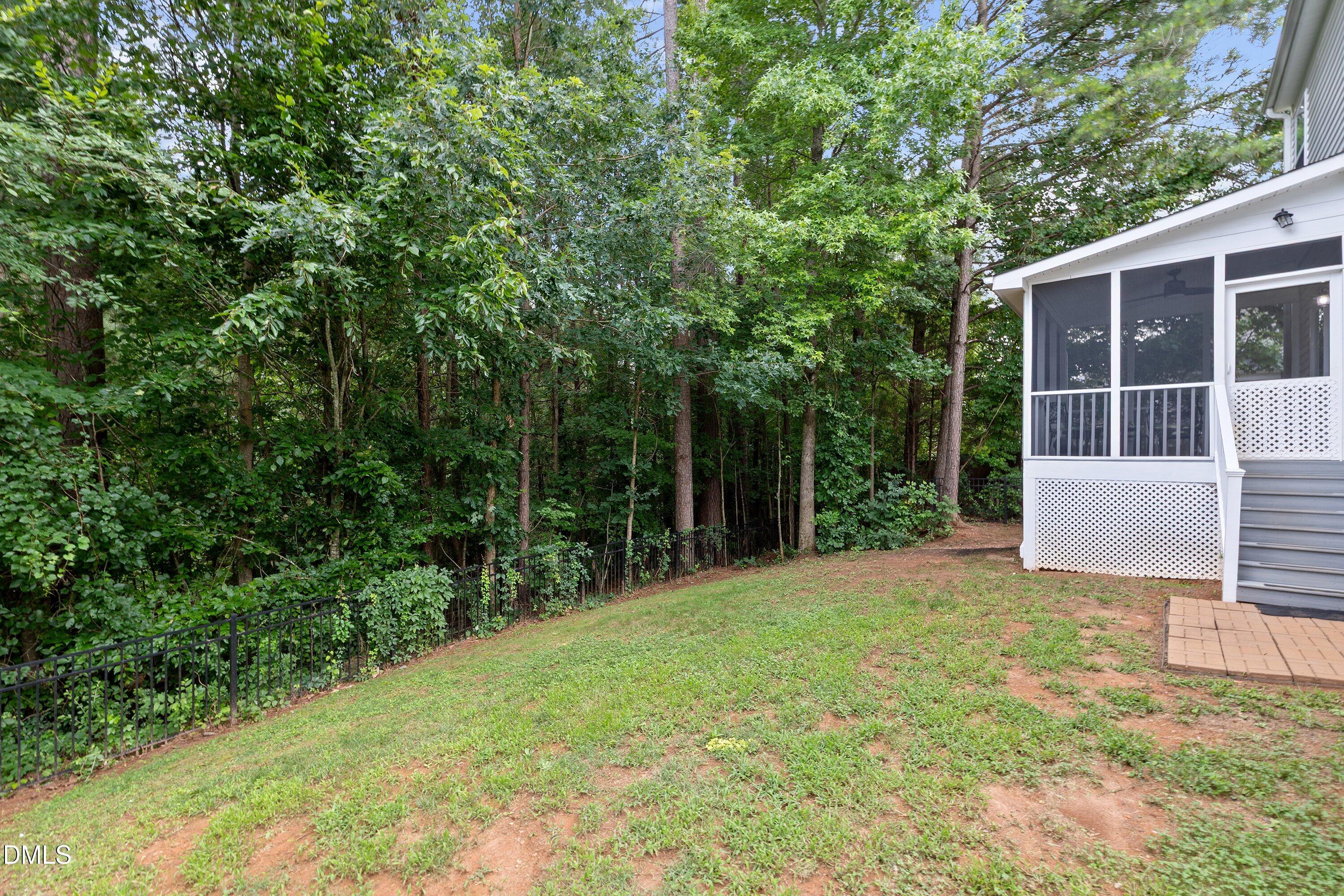 817 Edgeware Way Property Photo 65