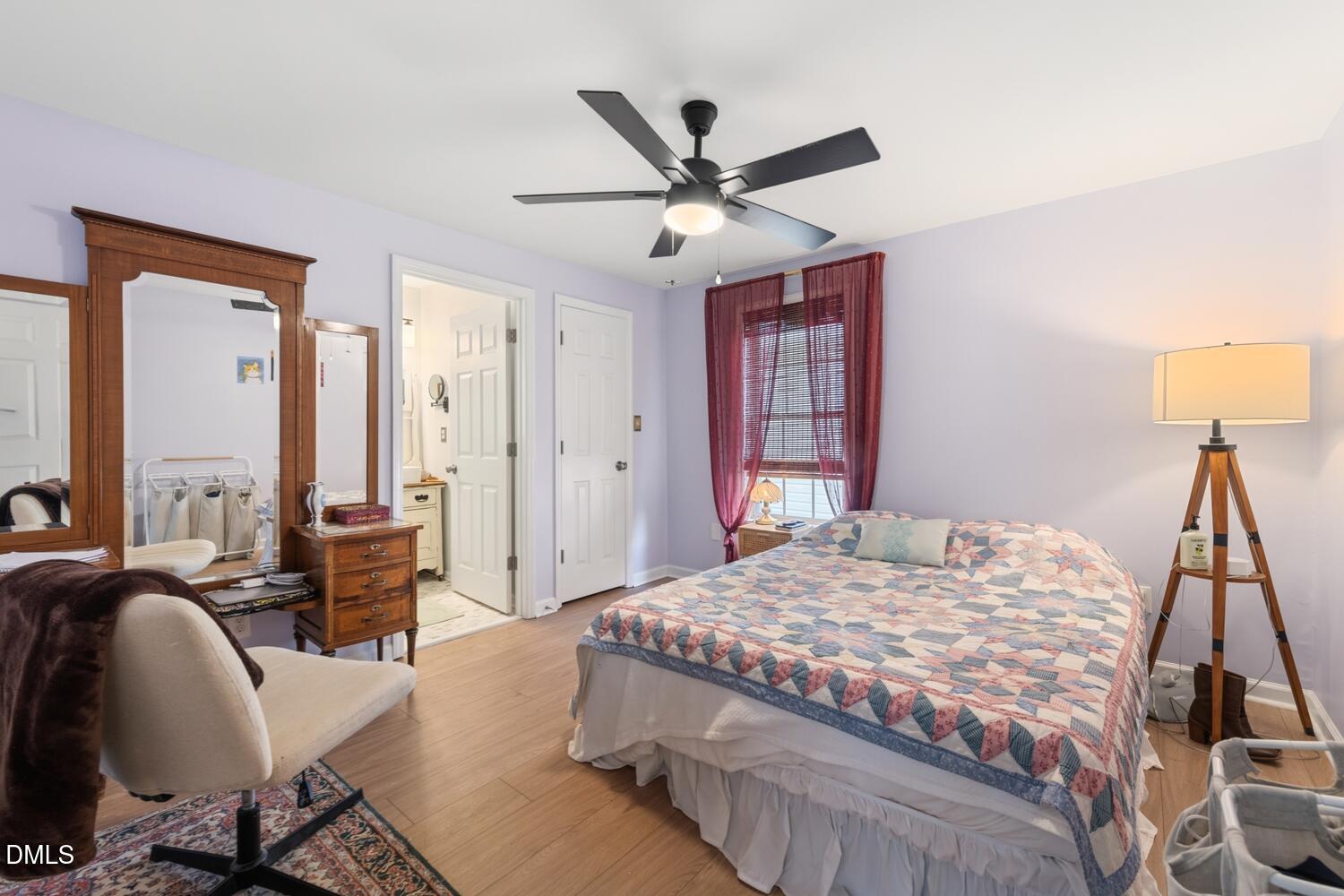 1207 Berkeley Street Property Photo 14