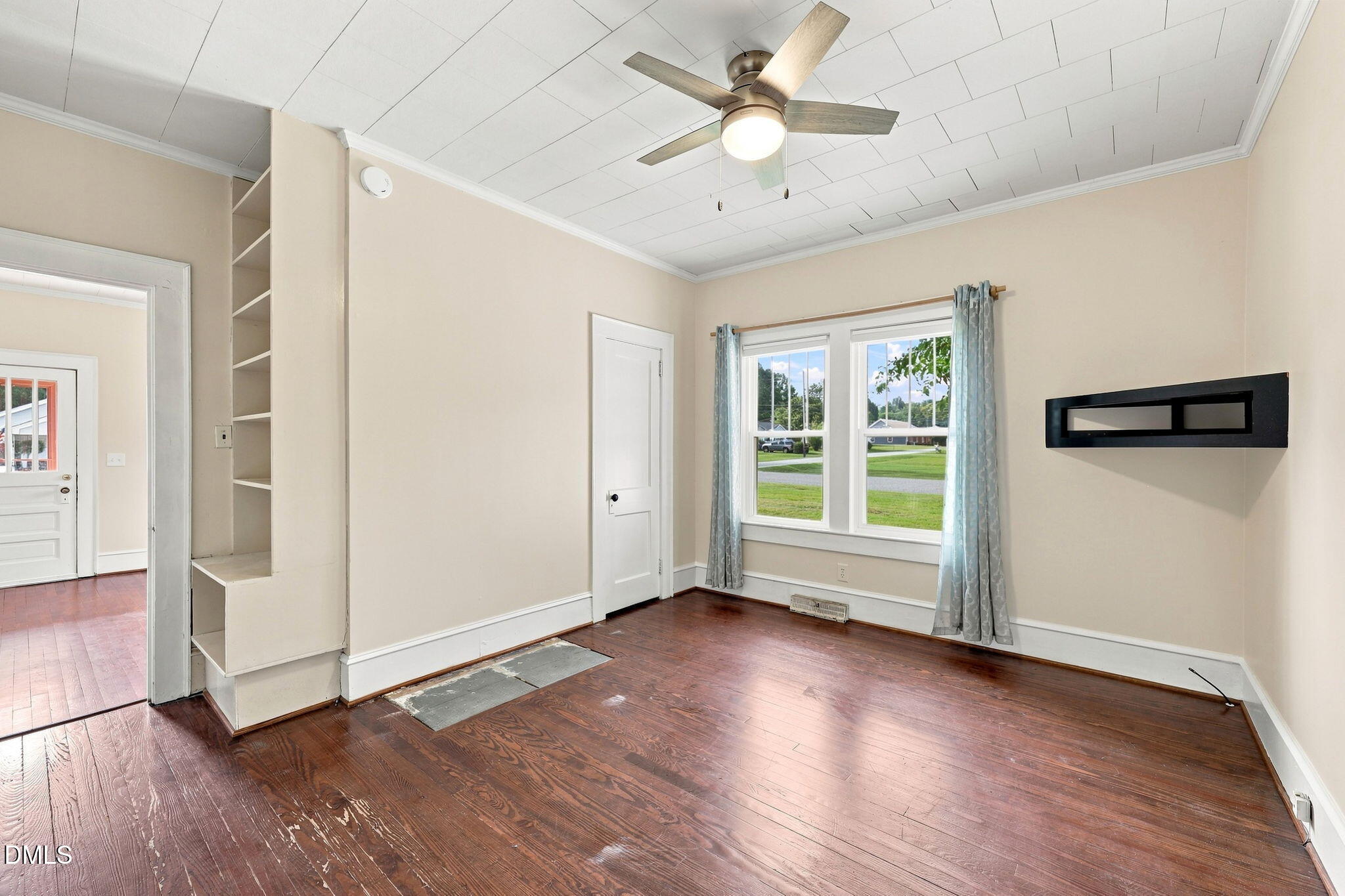 319 Apple Street Property Photo 23