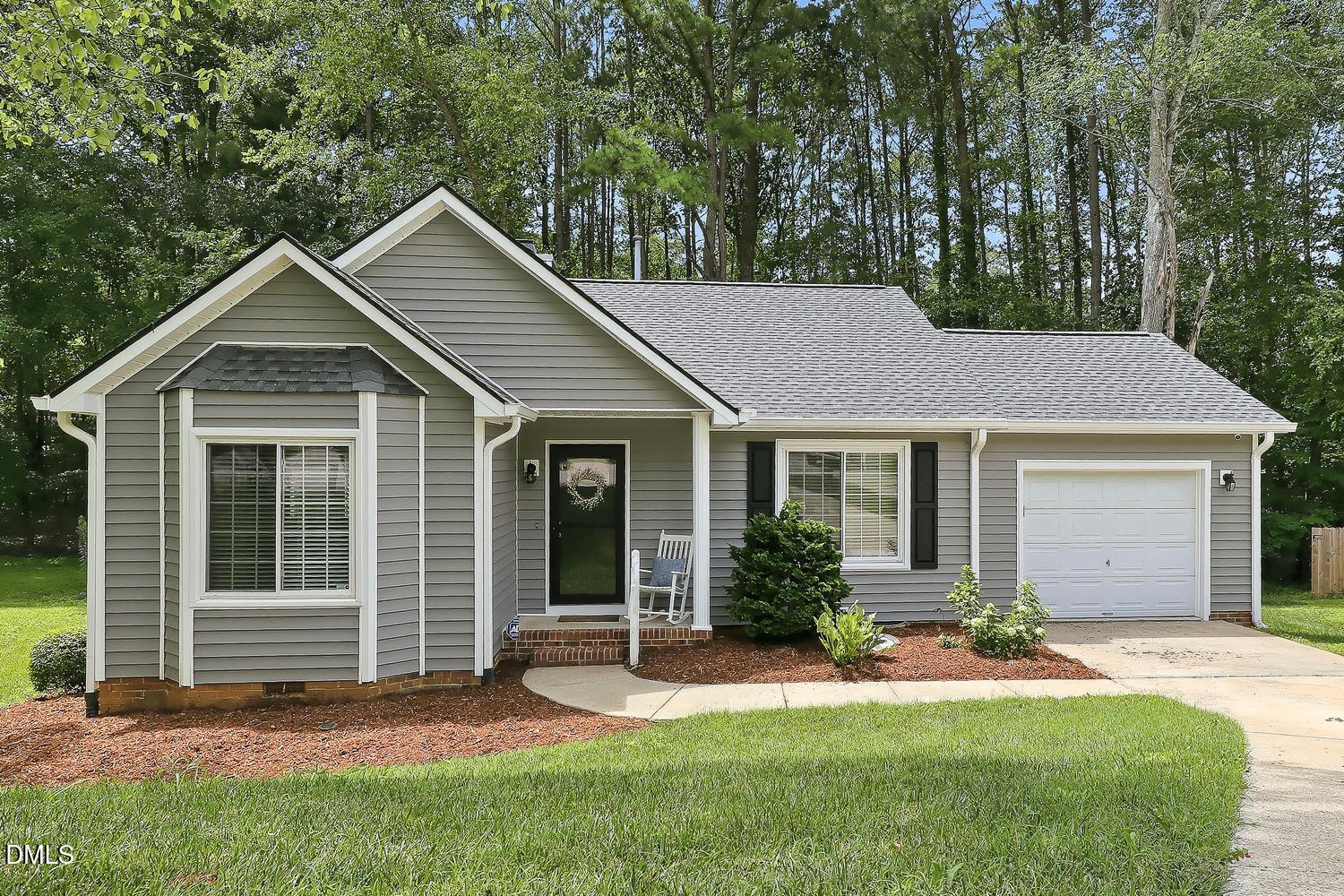 306 Wax Myrtle Court Property Photo 1