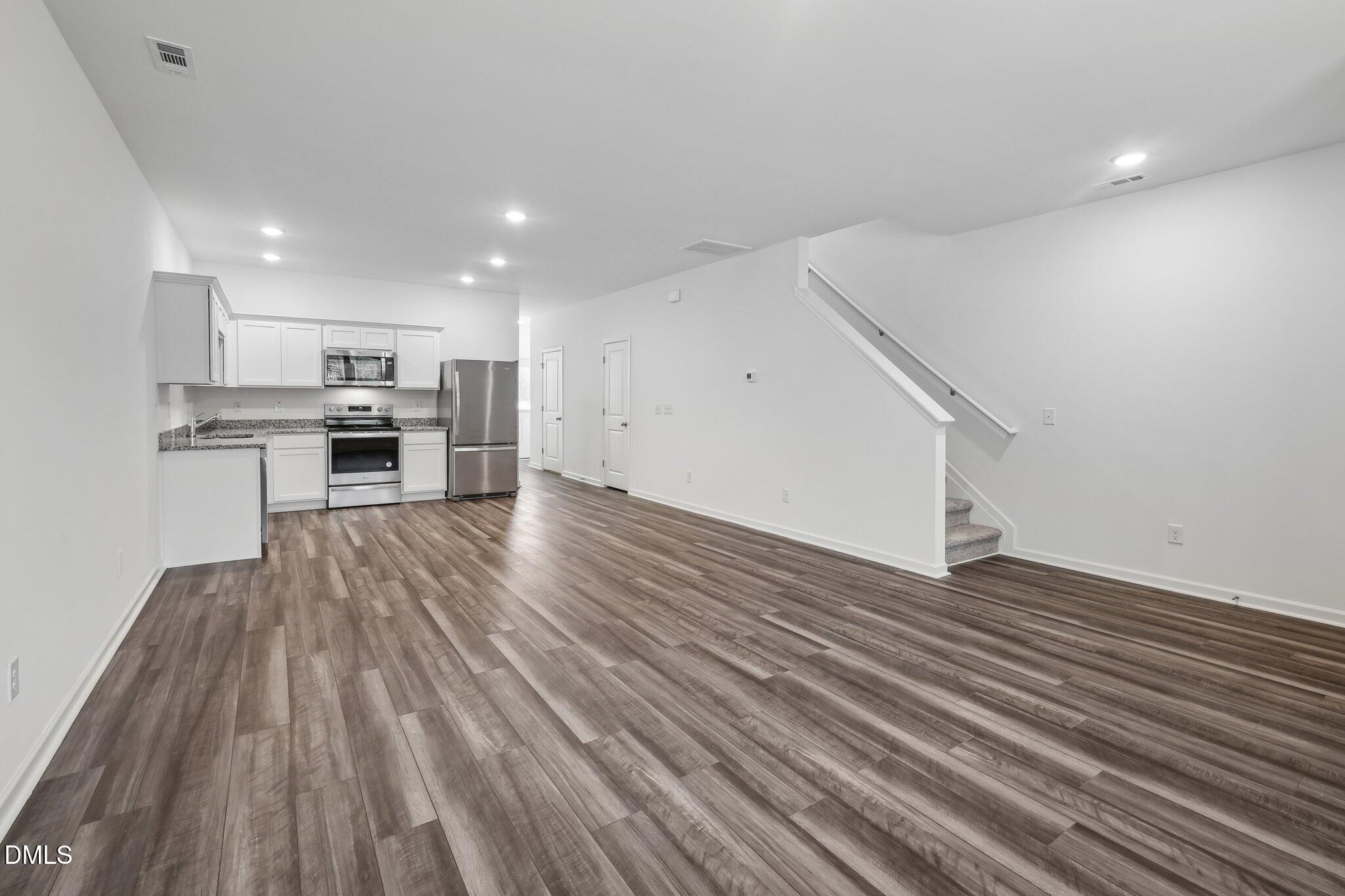 2229 Gln Xing Drive Property Photo 8