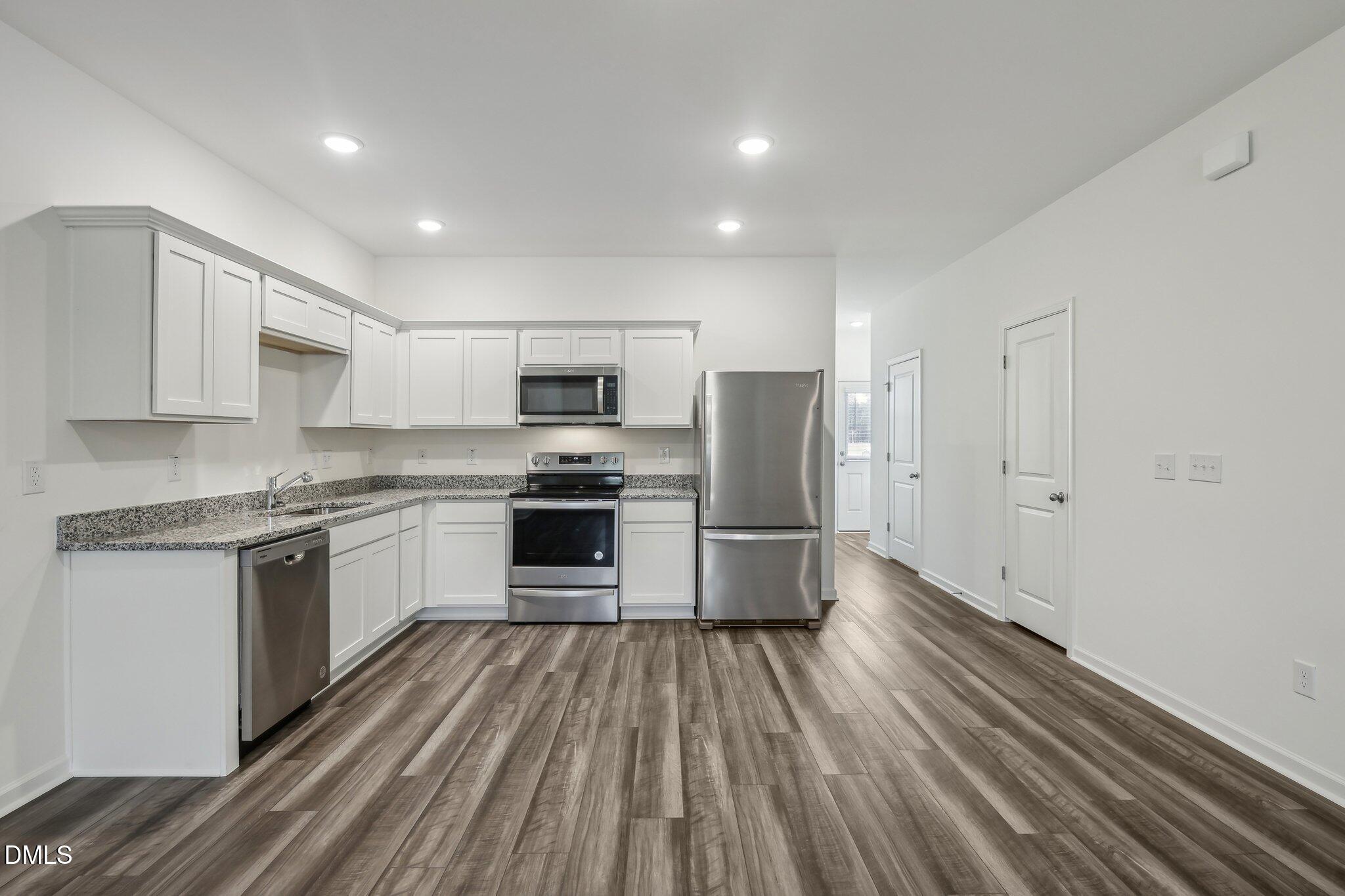 2229 Gln Xing Drive Property Photo 10