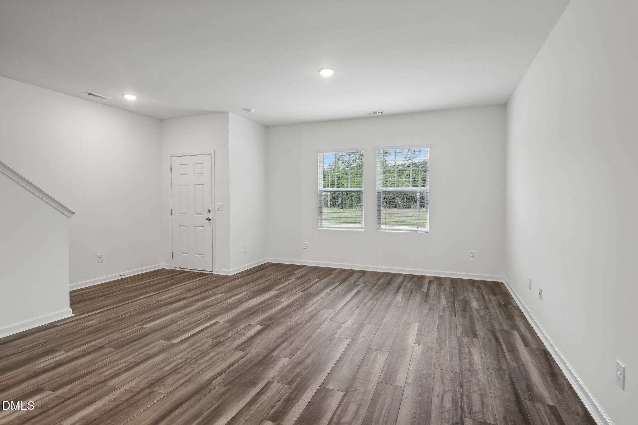 2229 Gln Xing Drive Property Photo 14