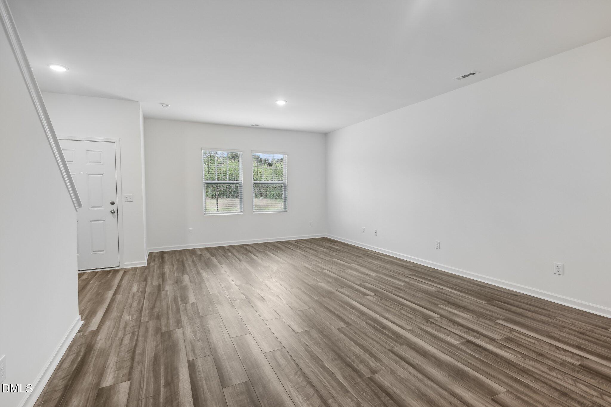 2229 Gln Xing Drive Property Photo 16
