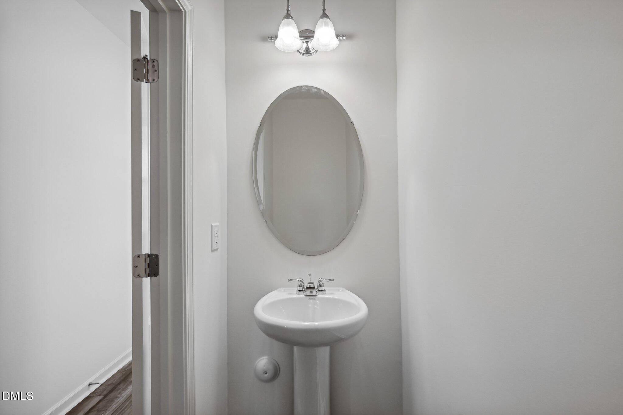 2229 Gln Xing Drive Property Photo 17