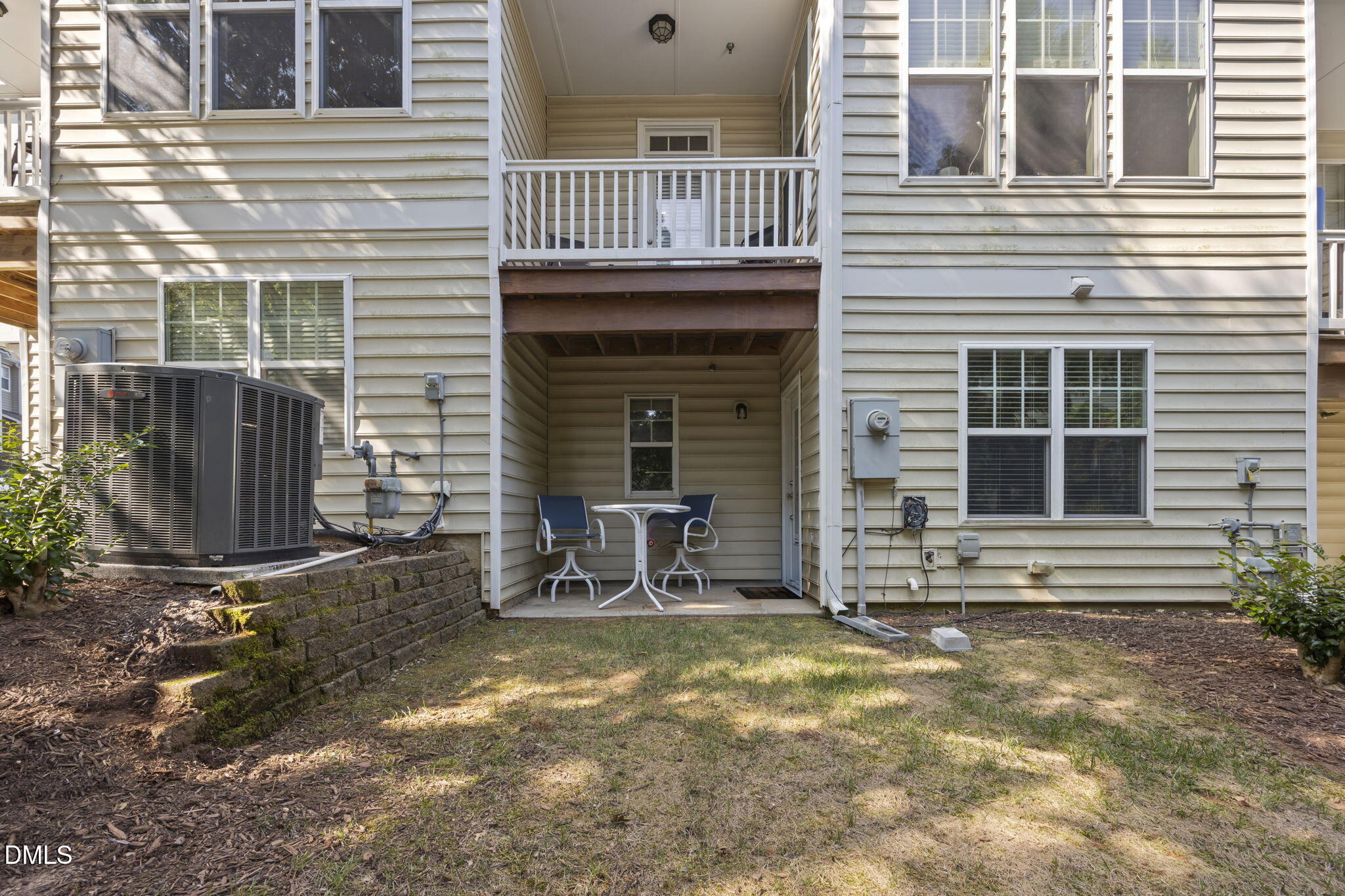 5916 Longeria Court Property Photo 6